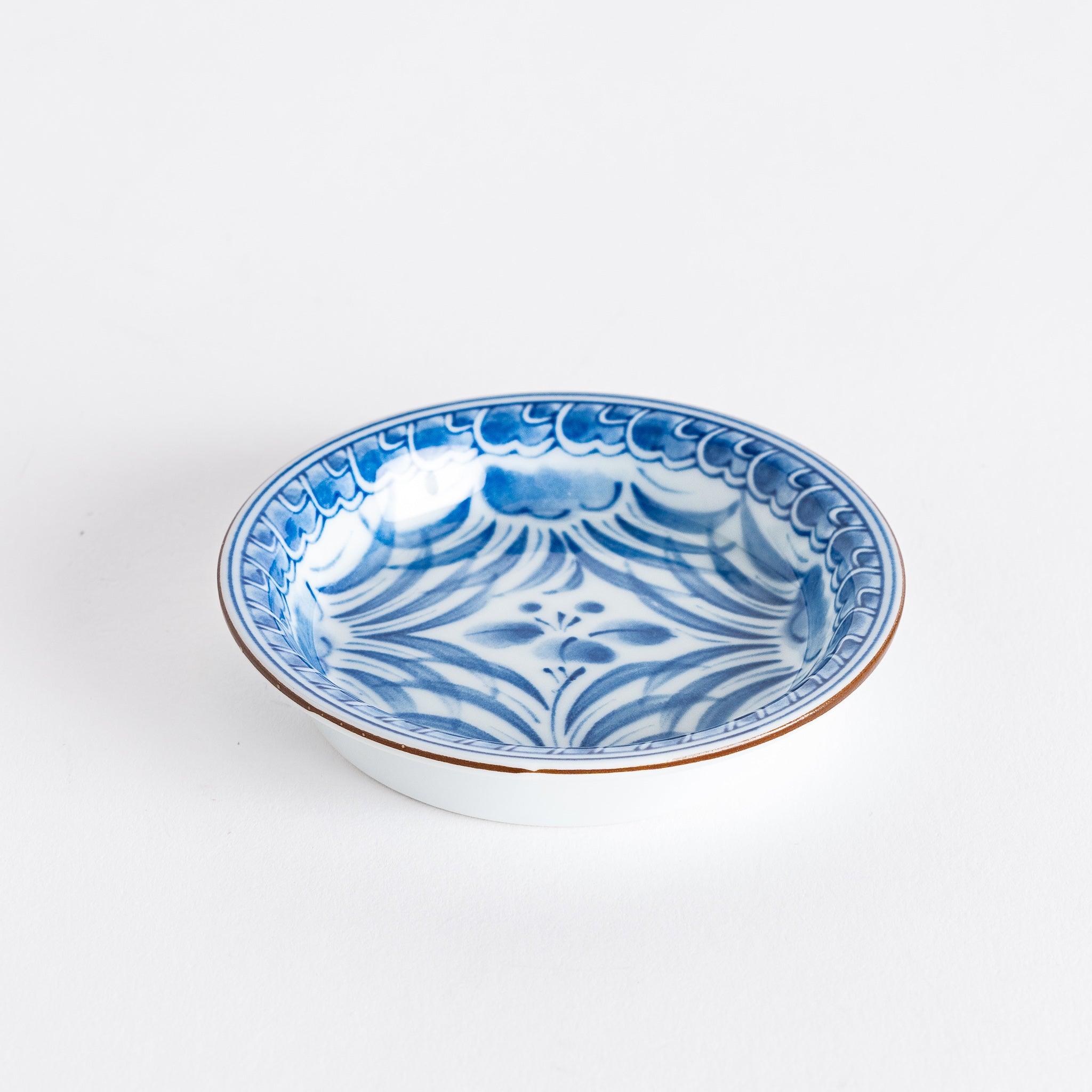 Elegant Iris Arabesque Sauce Dish - Perfect for Serving Dips, Condiments & Desserts - Ideal for Dinner Parties, Entertaining & Home Decor