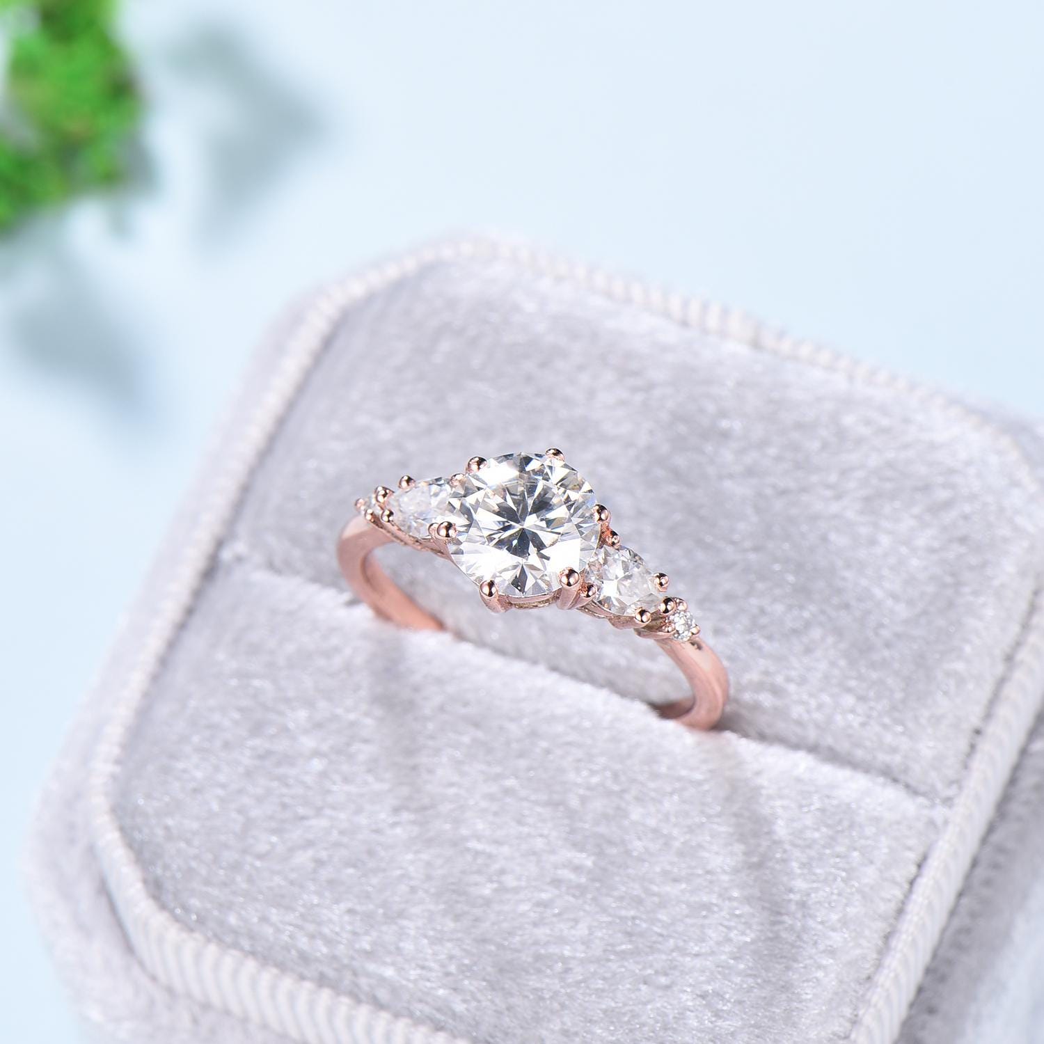 1 Carat D Color VVS2 Clarity IGI Certified Lab Grown Round Cut Diamond Five Stone Engagement Ring with Side Pear & Marquise Diamonds in Rose Gold - Perfect for Proposals, Weddings & Anniversary Gifts
