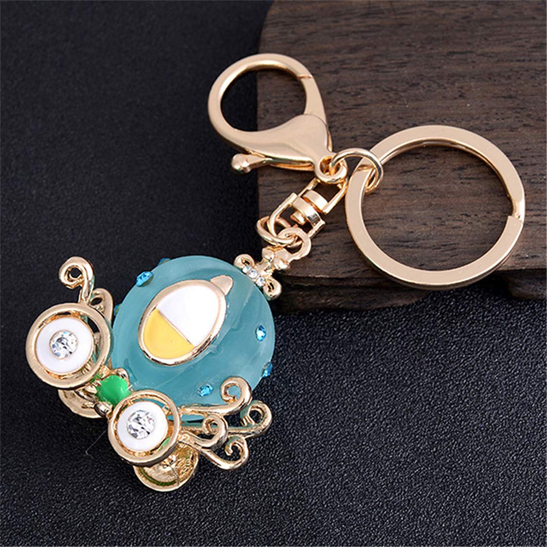 Creative Pumpkin Car Keychain - Blue Crystal Carriage Halloween Keychain for Purse, Bag & Handbag | Perfect for Halloween Decorations & Gifts