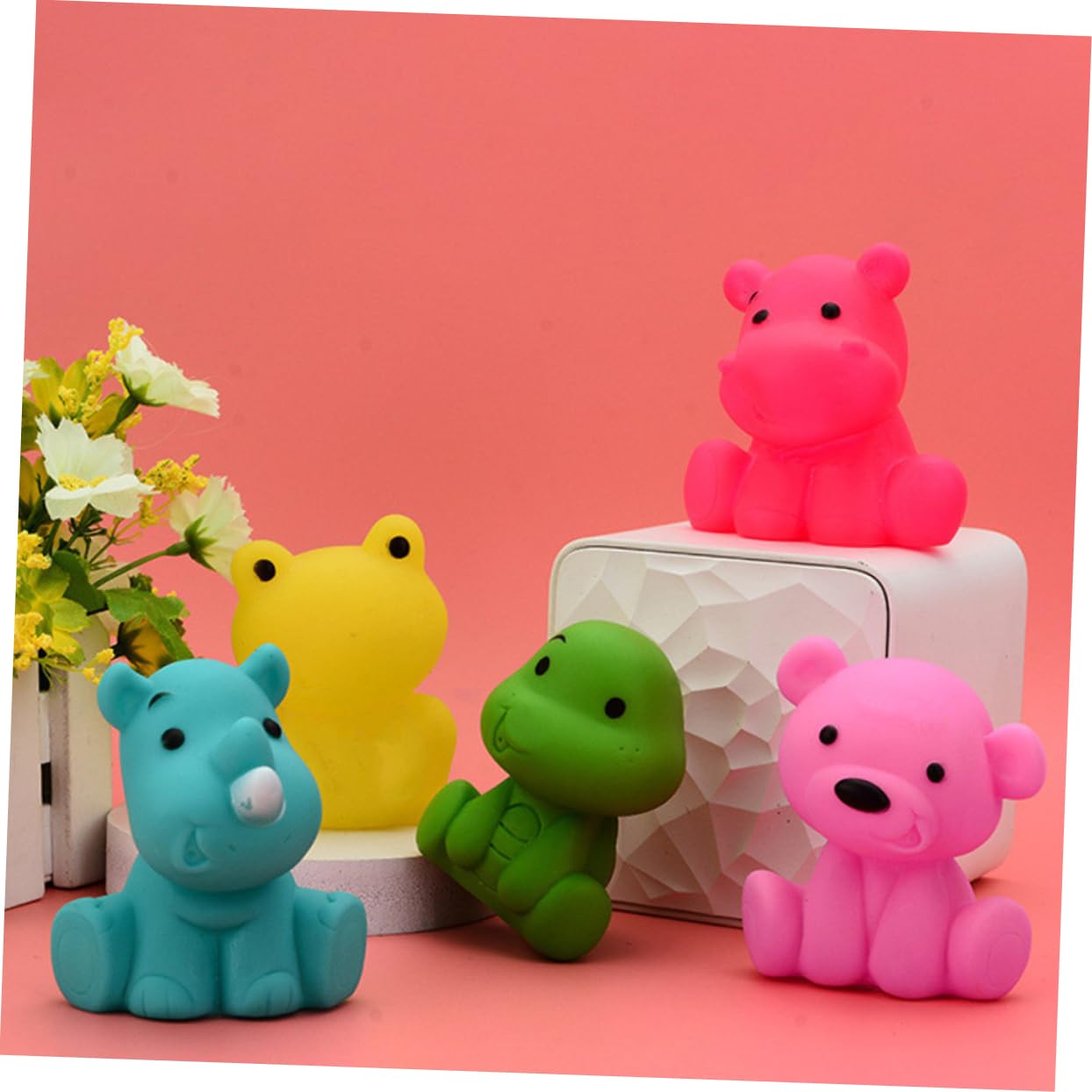 HEMOTON 9-Piece Kids Pool Floating Toy Set - Bath Squirt Toys, Floating Frog & Squeaky Bear Vinyl Animals for Toddlers - Perfect for Bathtime, Swimming Pools & Outdoor Water Play