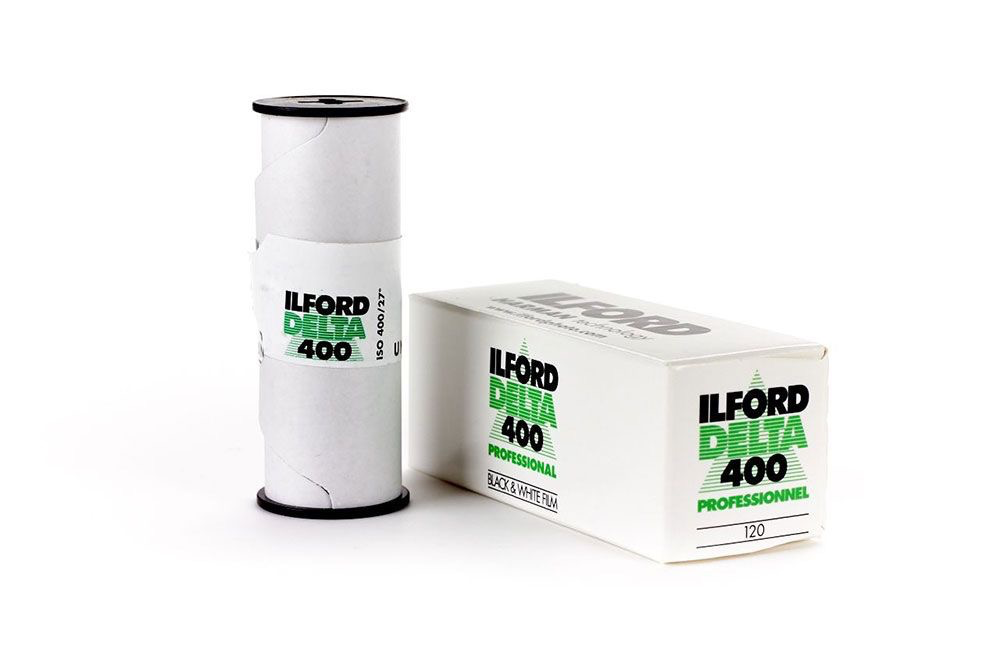 Ilford Delta Pro 400 Black & White 120 Film - Professional B&W Photography for Portraits, Landscapes & Street Photography