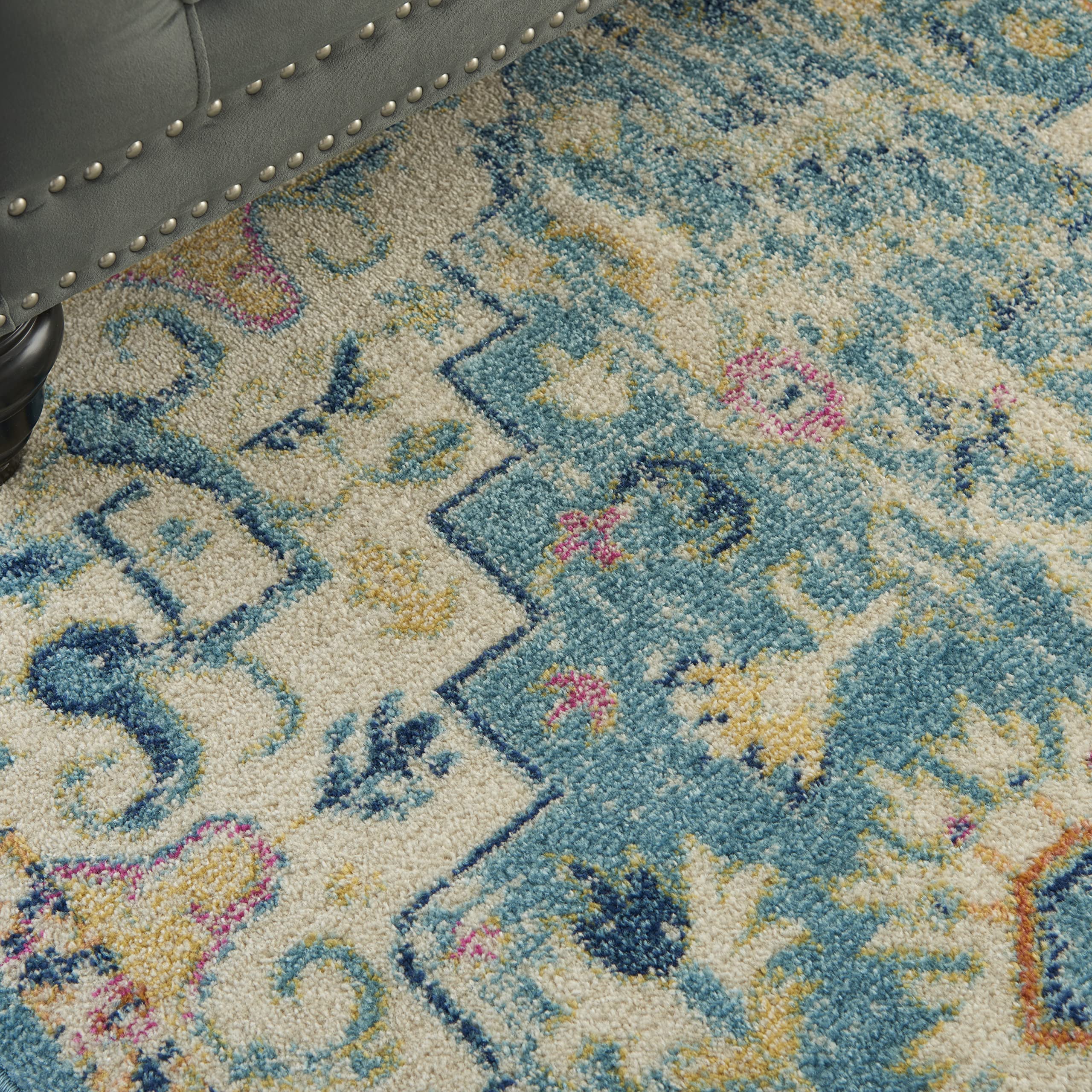 Nourison Passion Ivory/Light Blue 6'7
