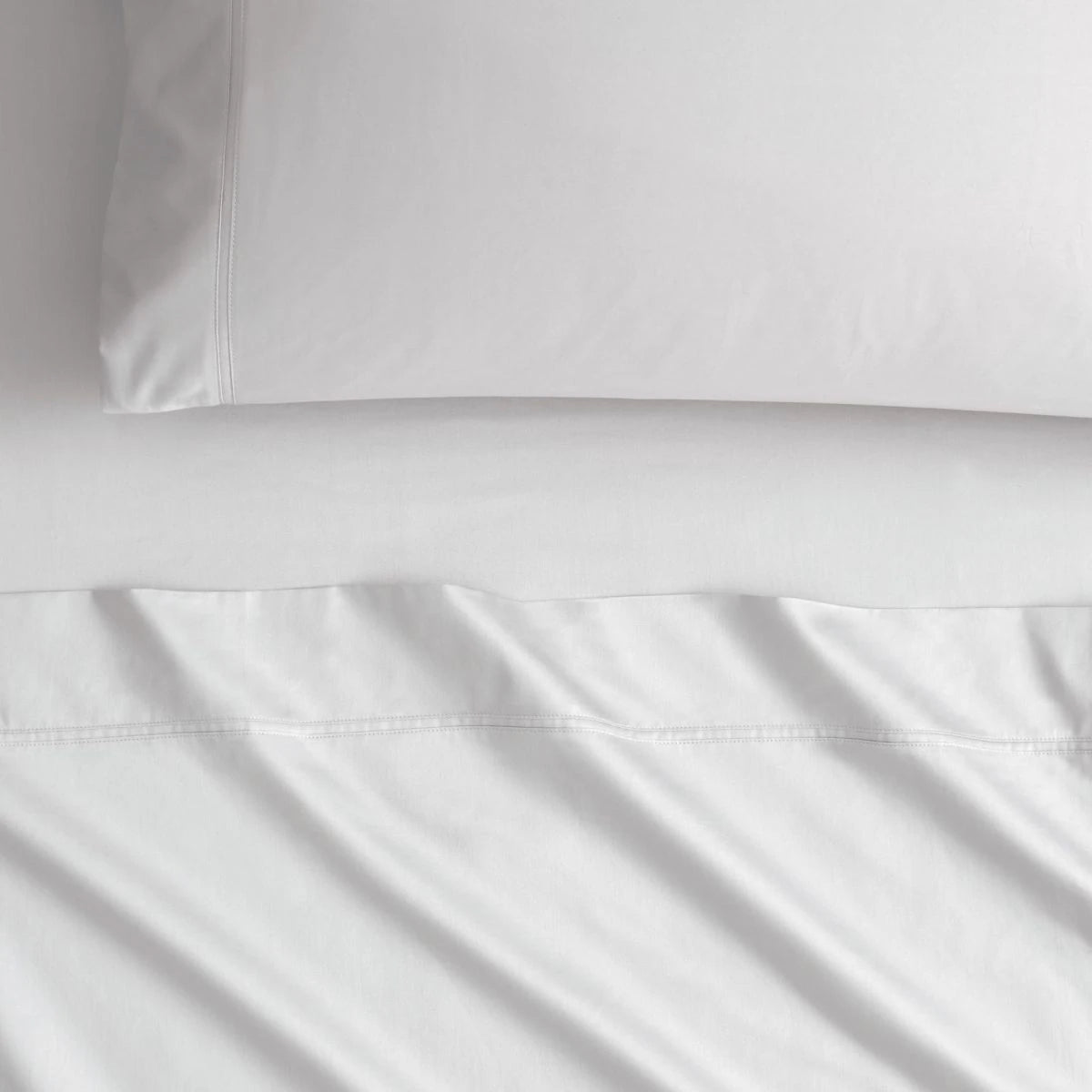 Premium 100% Egyptian Cotton Sateen Sheet Set - 4 Piece Luxury Bedding (White) by Sheridan - Soft & Breathable for Ultimate Comfort - Perfect for Master Bedrooms, Guest Rooms & Hotels