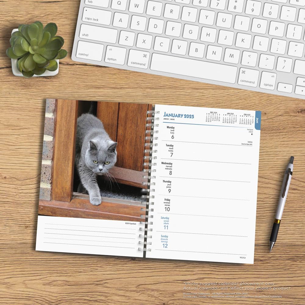 2025 Weekly Planner Calendar for Cat Lovers - 6