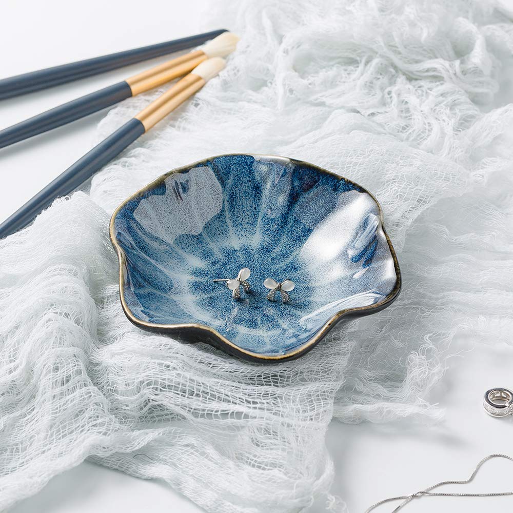 Leaf-Shaped Jewelry Tray & Ring Holder - Elegant Earring Stand, Key Bowl & Trinket Dish - Perfect Women's Birthday Gift & Friend Present (Blue) - Ideal for Bedroom Vanity, Bathroom Organization & Gift Giving