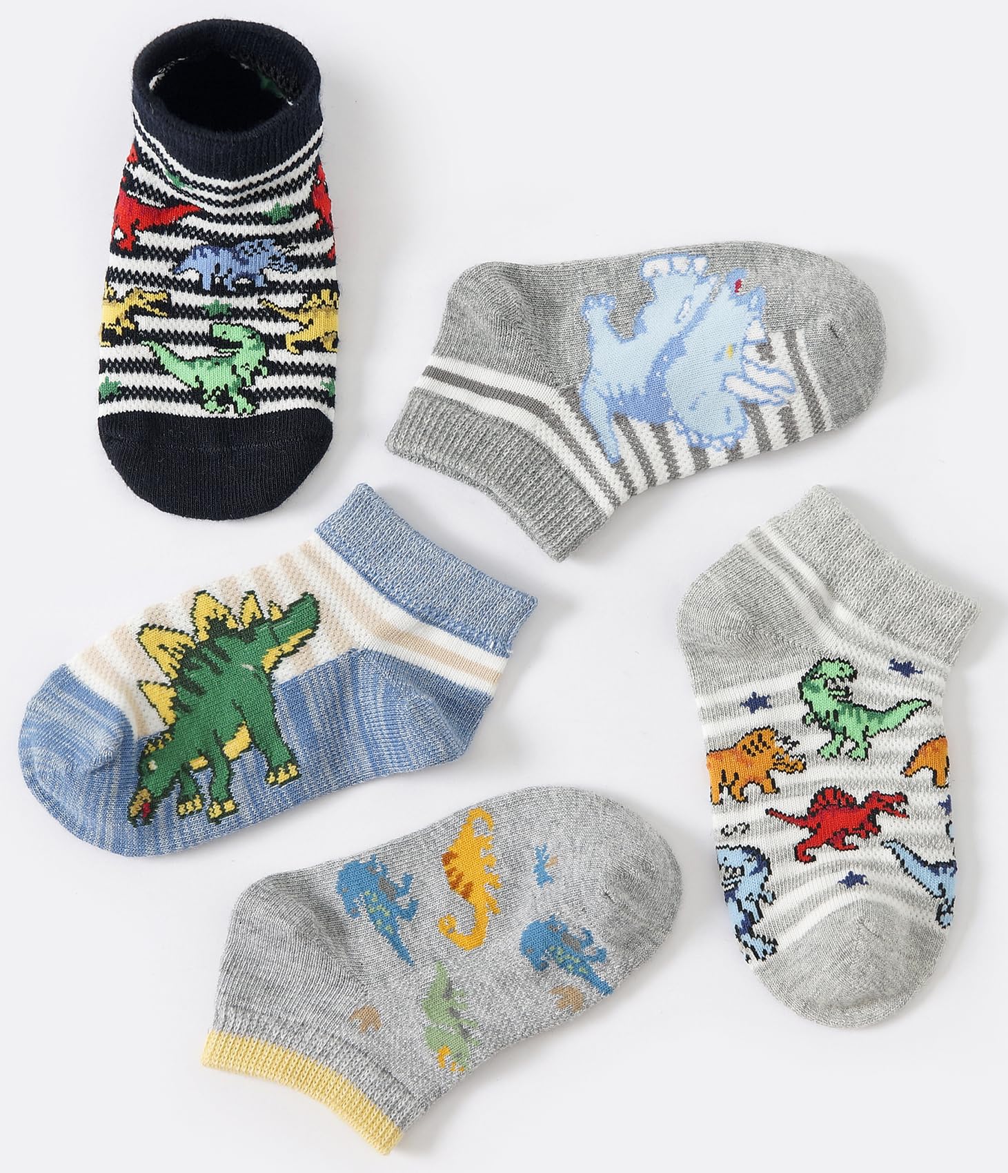 CHUNG Boys Cotton Ankle Socks 5/10 Pack - Low Cut Dinosaur Print Breathable Mesh Socks for Kids 2-9 Years - Lightweight School Running Sports Casual Socks for Everyday Wear & Playtime