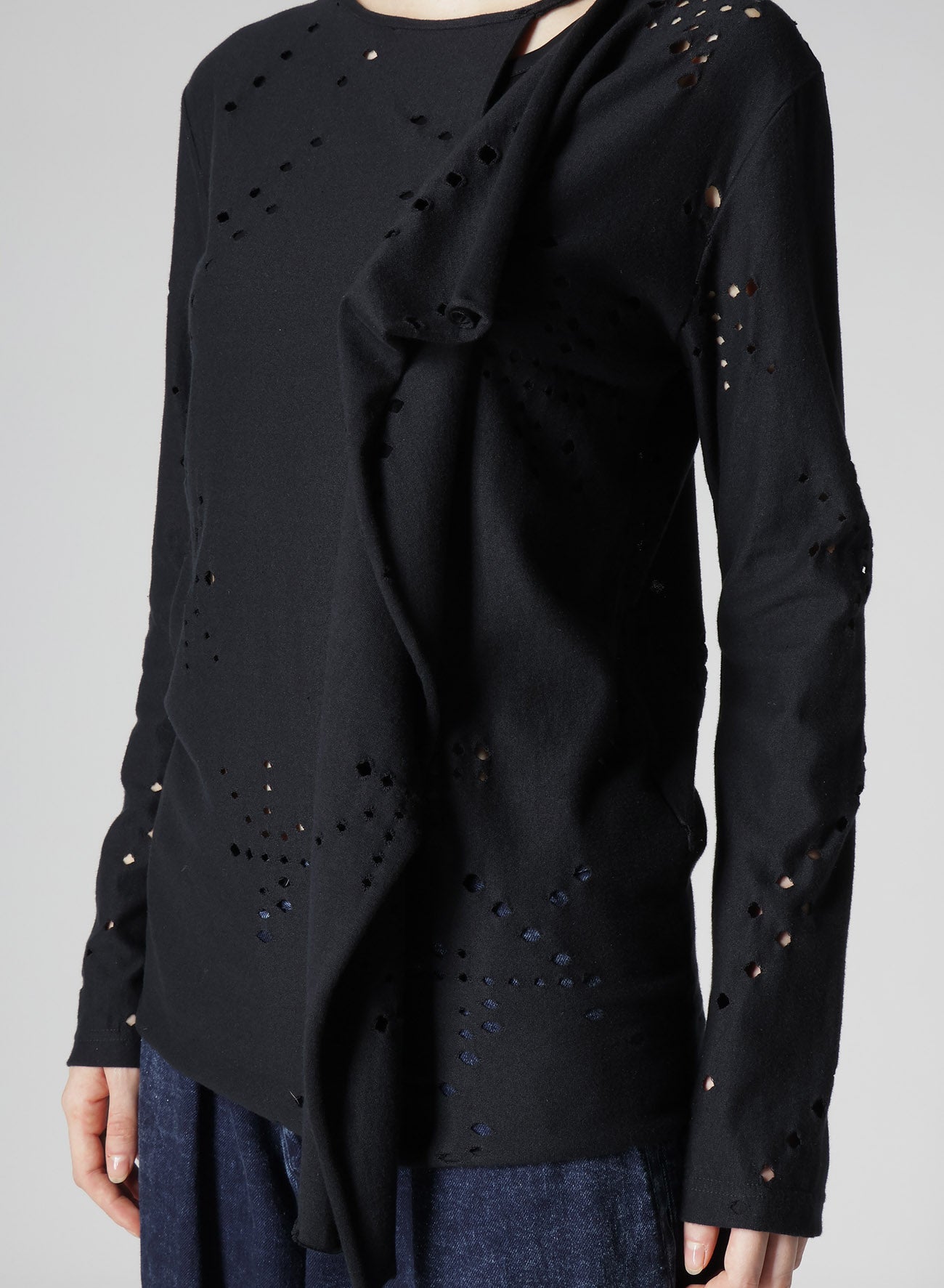 Breathable Cotton Jersey Long Sleeve T-Shirt with Unique Hole Design - Perfect for Casual Wear, Layering & Everyday Comfort