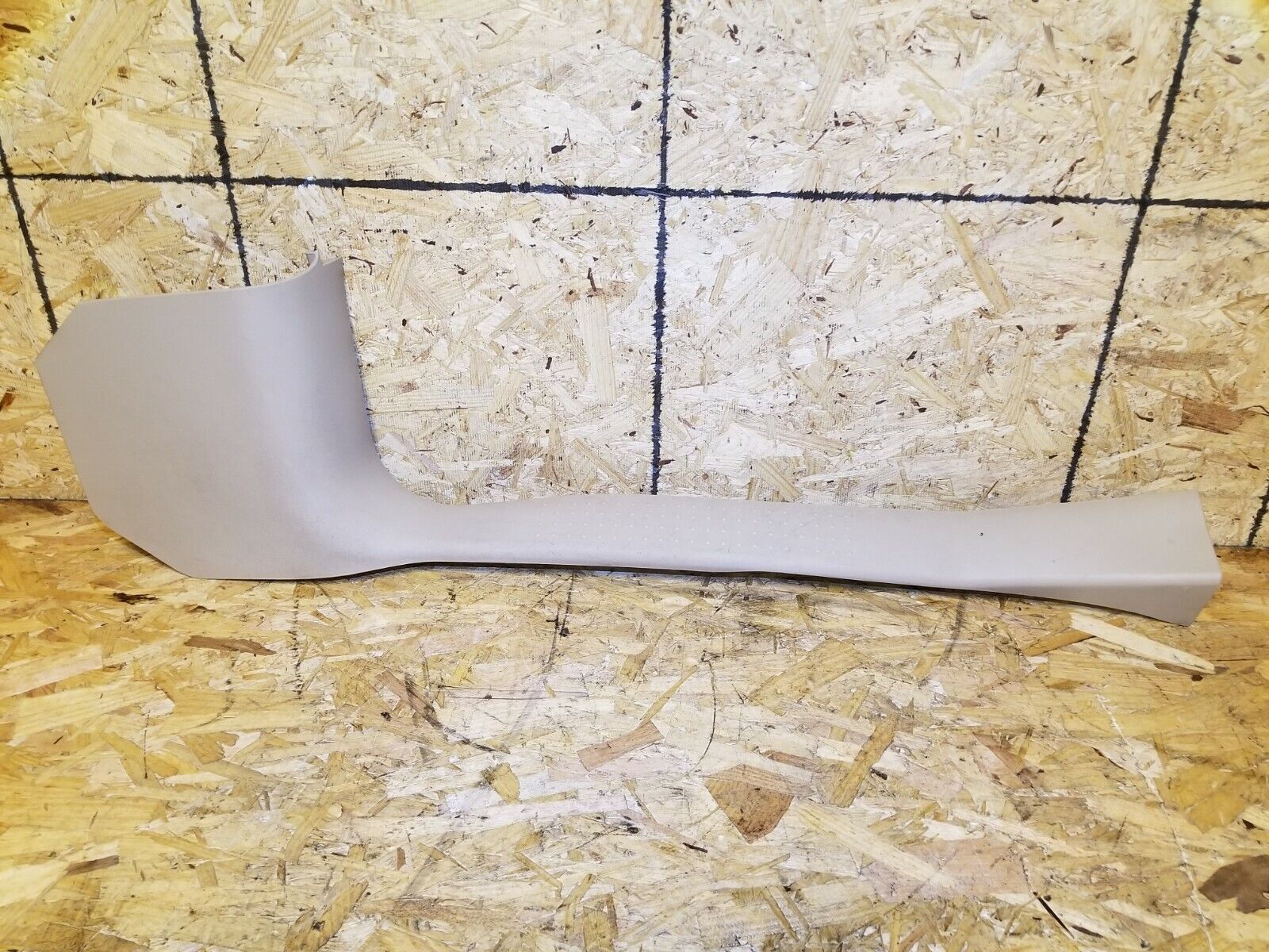 2005-2009 Cadillac SRX Front Right Passenger Scuff Plate Door Sill Trim OEM Replacement - Perfect for Car Interior Protection & Customization