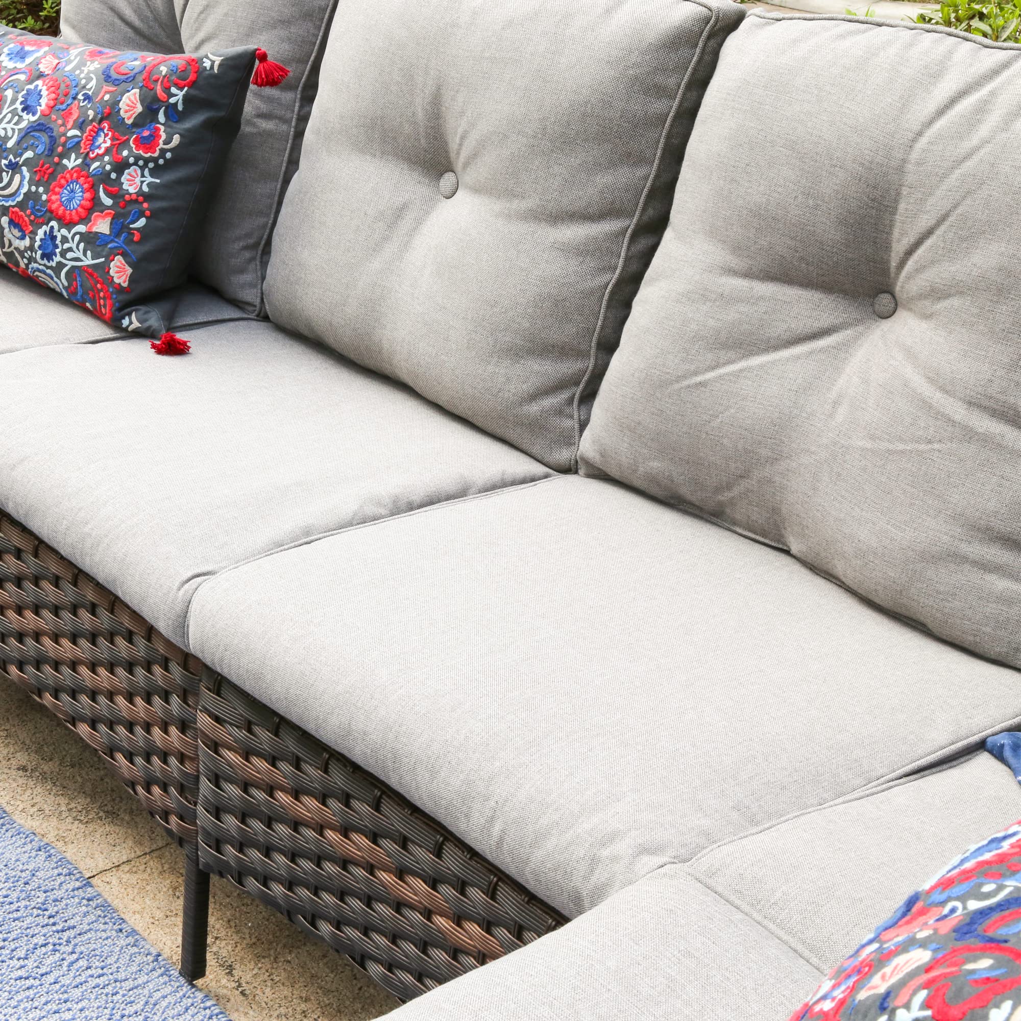 6-Piece Patio Wicker Sectional Conversation Set with Coffee Table - All-Weather Rattan Outdoor Furniture Sofa in Dark Brown for Garden, Backyard, and Poolside Relaxation