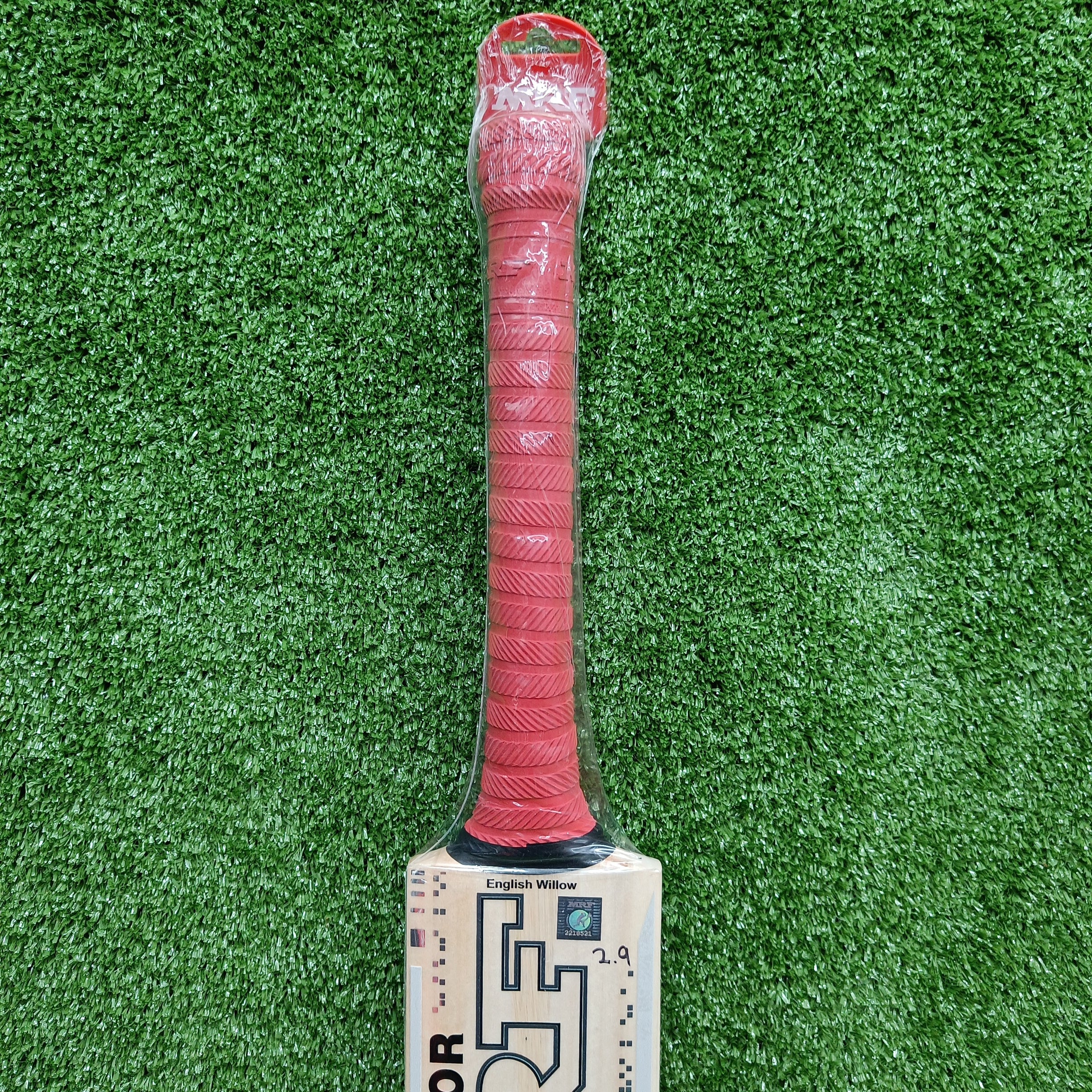 MRF Warrior Hero Cricket Bat - Premium English Willow Cricket Bat for Professional & Amateur Players - Perfect for Matches, Practice & Training Sessions