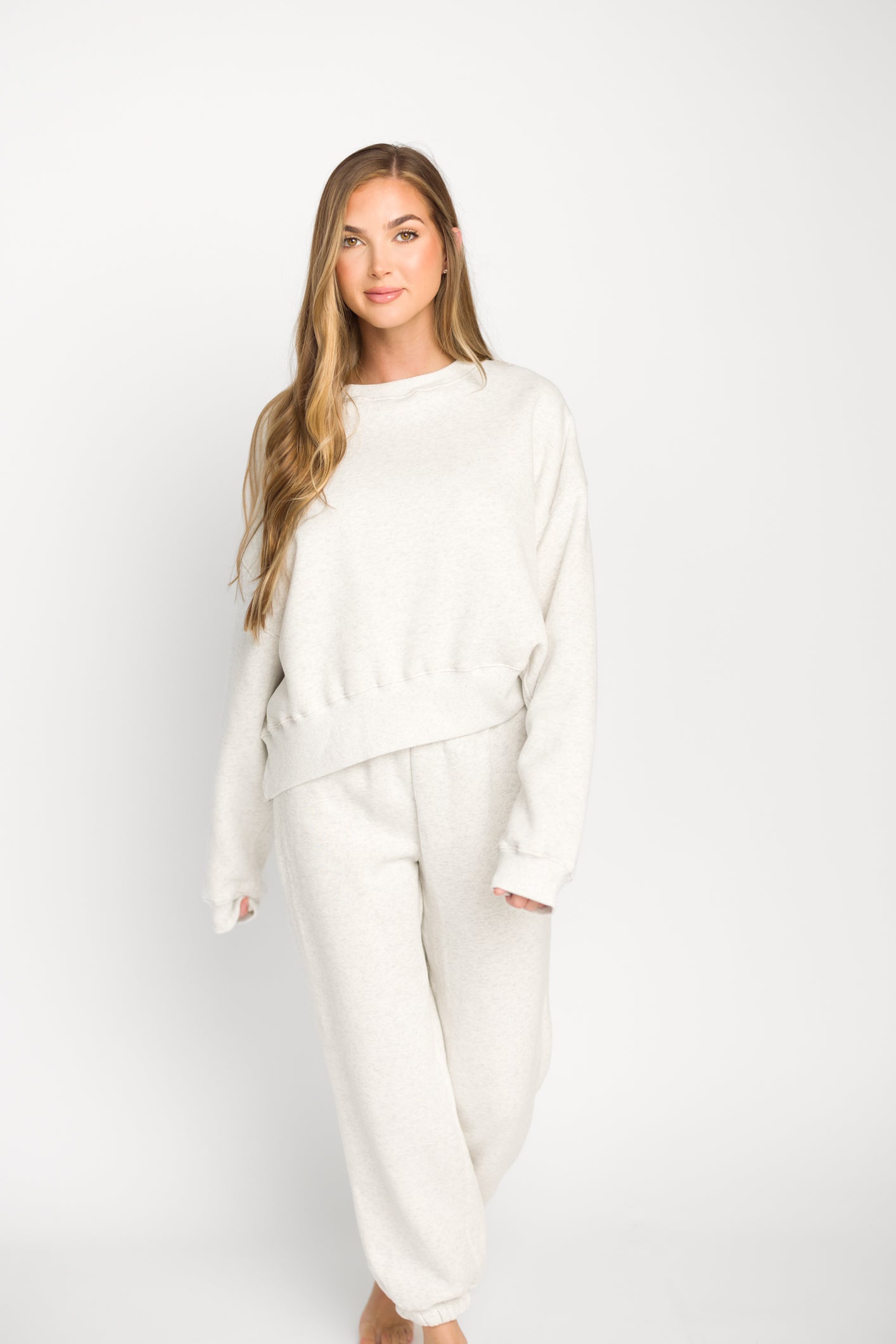 Soft & Cozy Grey Sweatshirt for Women | Comfortable Pullover Hoodie | Perfect for Casual Wear, Lounge & Outfits