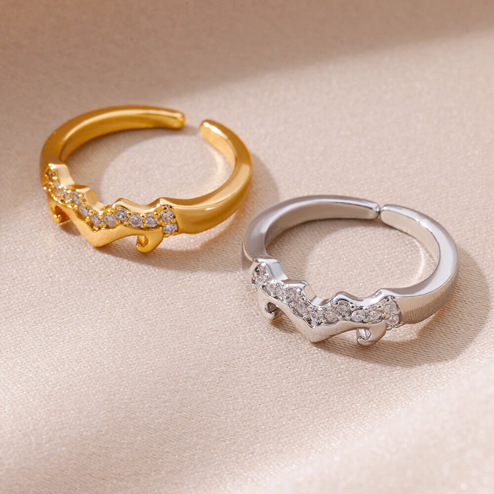 Elegant Gold Crown Ring for Women - Royal Jewelry Gift for Queen, Princess, Birthday & Anniversary - Perfect for Parties, Weddings & Special Occasions