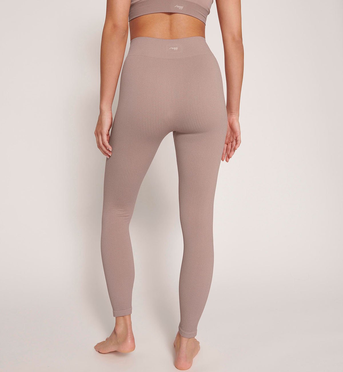 SLOGGI EVER INFUSED ALOE LEGGING - Women's Comfortable Yoga Pants with Aloe Vera Moisture for Workout, Lounge & Everyday Wear