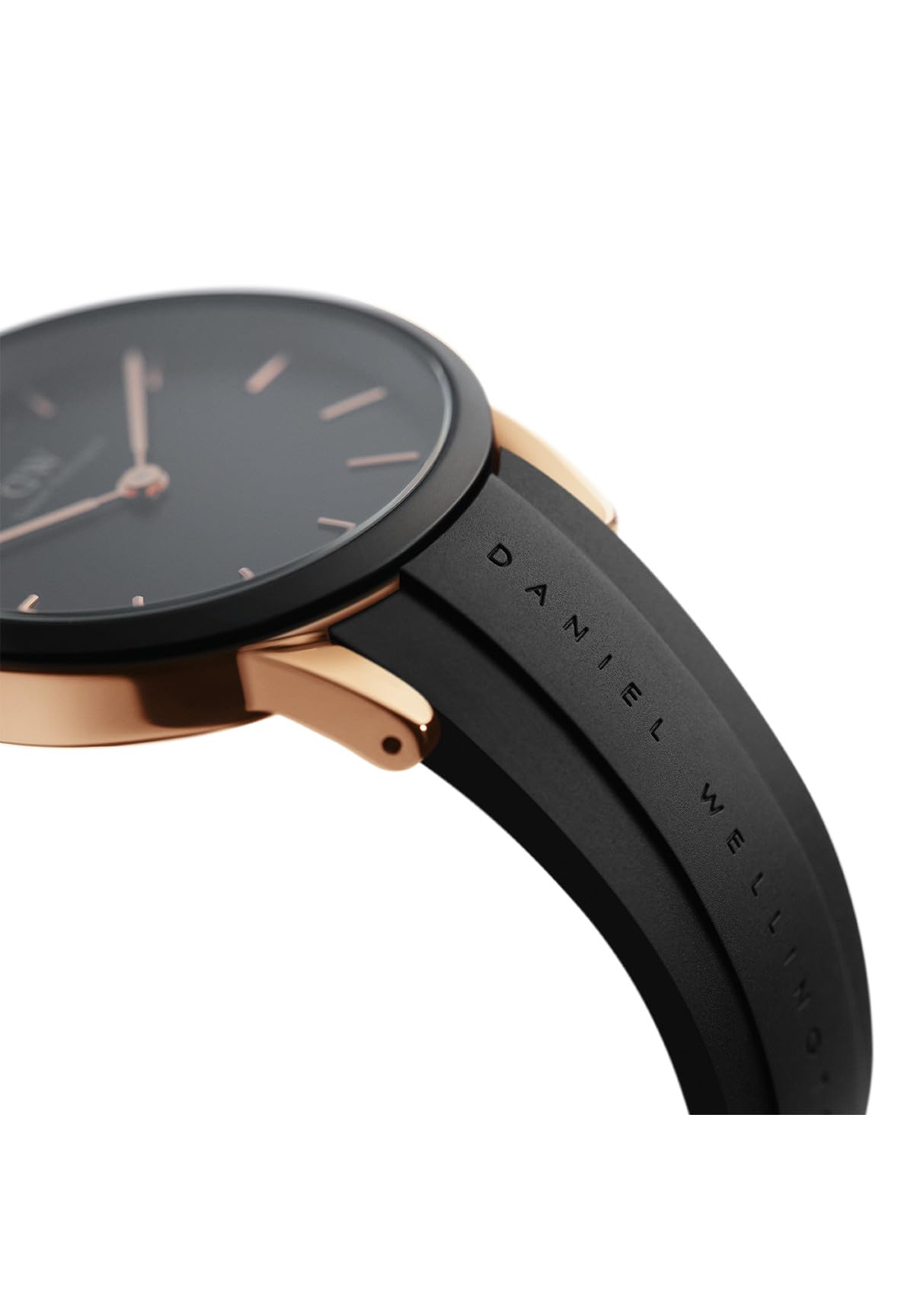 Daniel Wellington Iconic Rose Gold Rubber Strap Watch - Stylish & Waterproof for Everyday Wear, Work & Casual Outfits