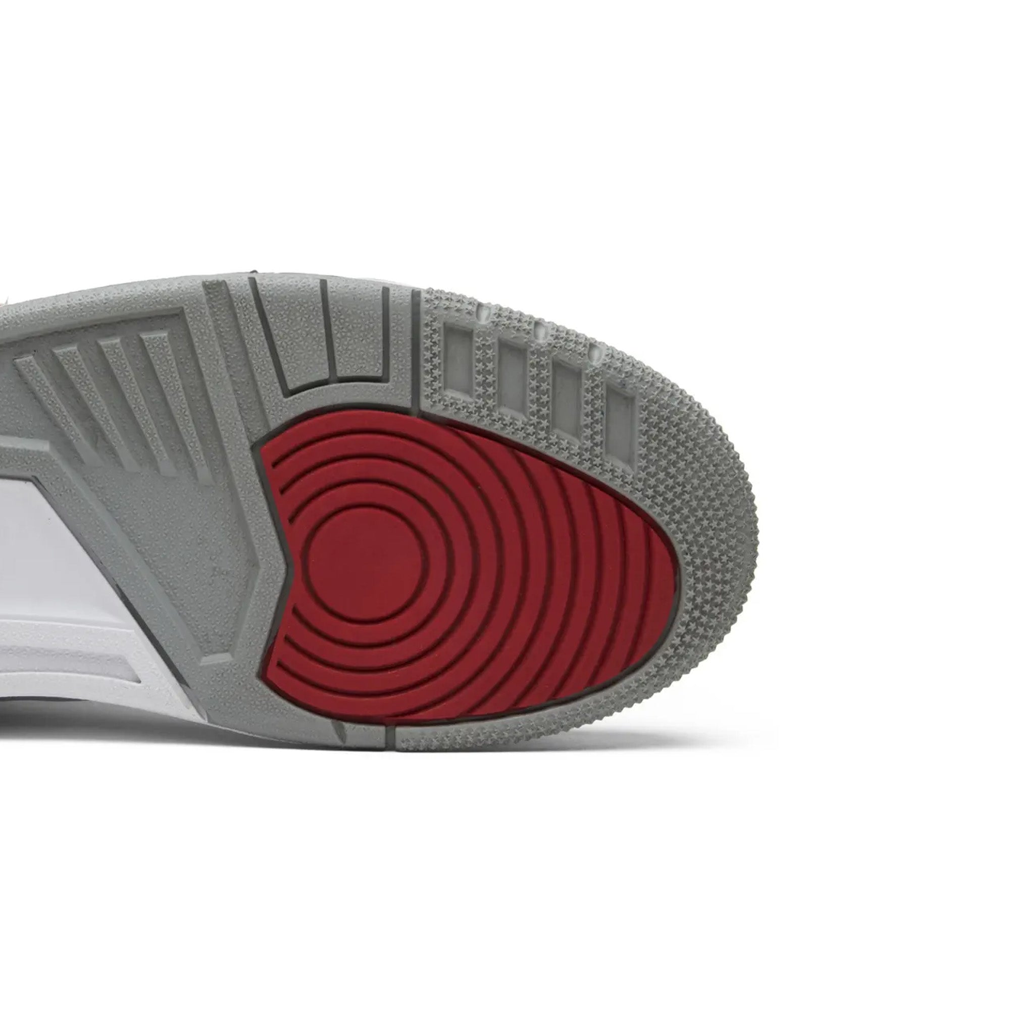 Air Jordan 3 Retro 'Fire Red' (2013) - Men's Basketball Shoes for Style & Performance | Perfect for Streetwear & Court Play