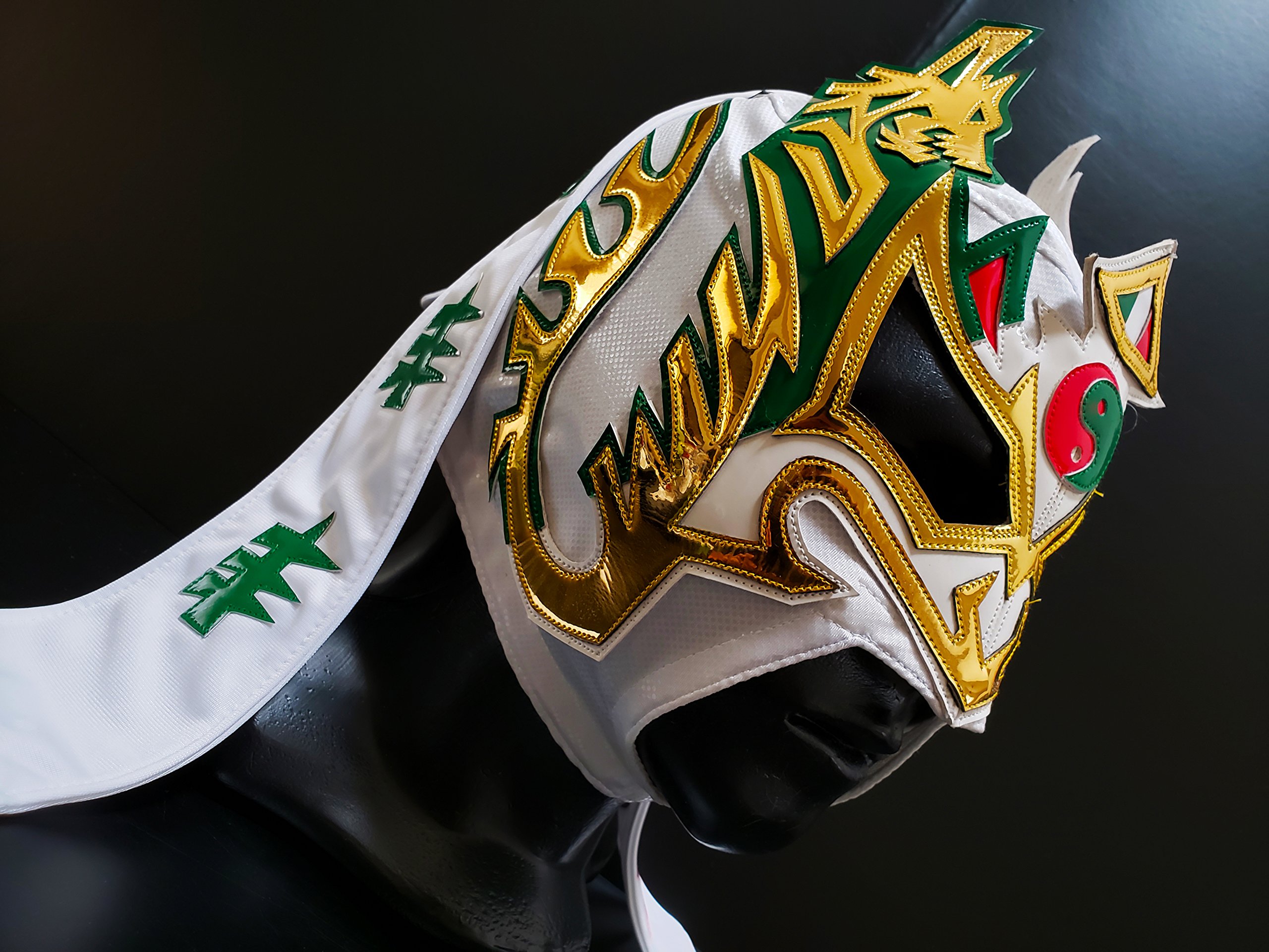 DRAGON LEE Wrestling Mask - Authentic Luchador Costume for WWE & Lucha Libre - Mexican Wrestling Mask for Cosplay, Halloween & Sports Events