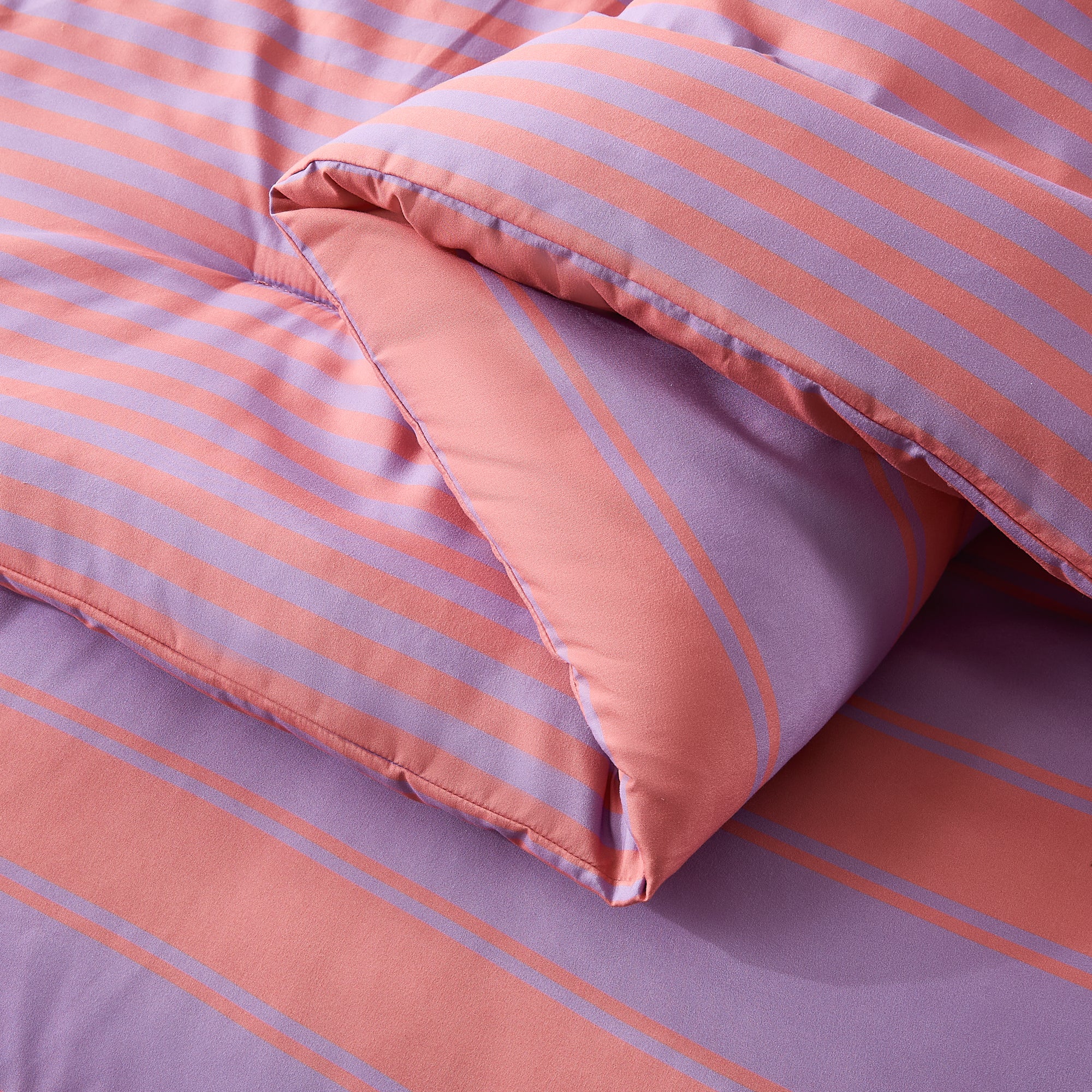 Gale Cabana Stripe Comforter Set - Queen Size Bedding, Soft & Breathable Cotton, Coastal Beach Style - Perfect for Guest Rooms, Vacation Homes & Summer Bedroom Decor