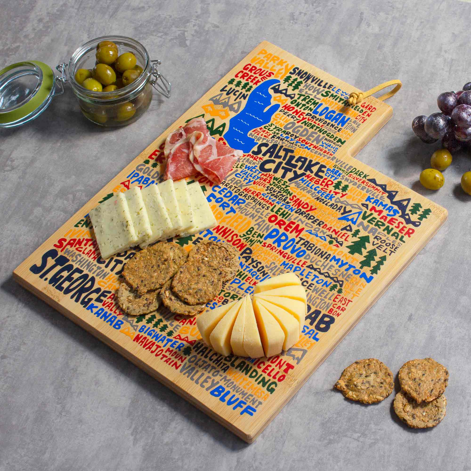 Handcrafted Utah-Themed Wooden Cutting Board with Artistic Design by Wander on Words™ – Perfect for Kitchen Decor, Gift Giving, and Home Entertaining
