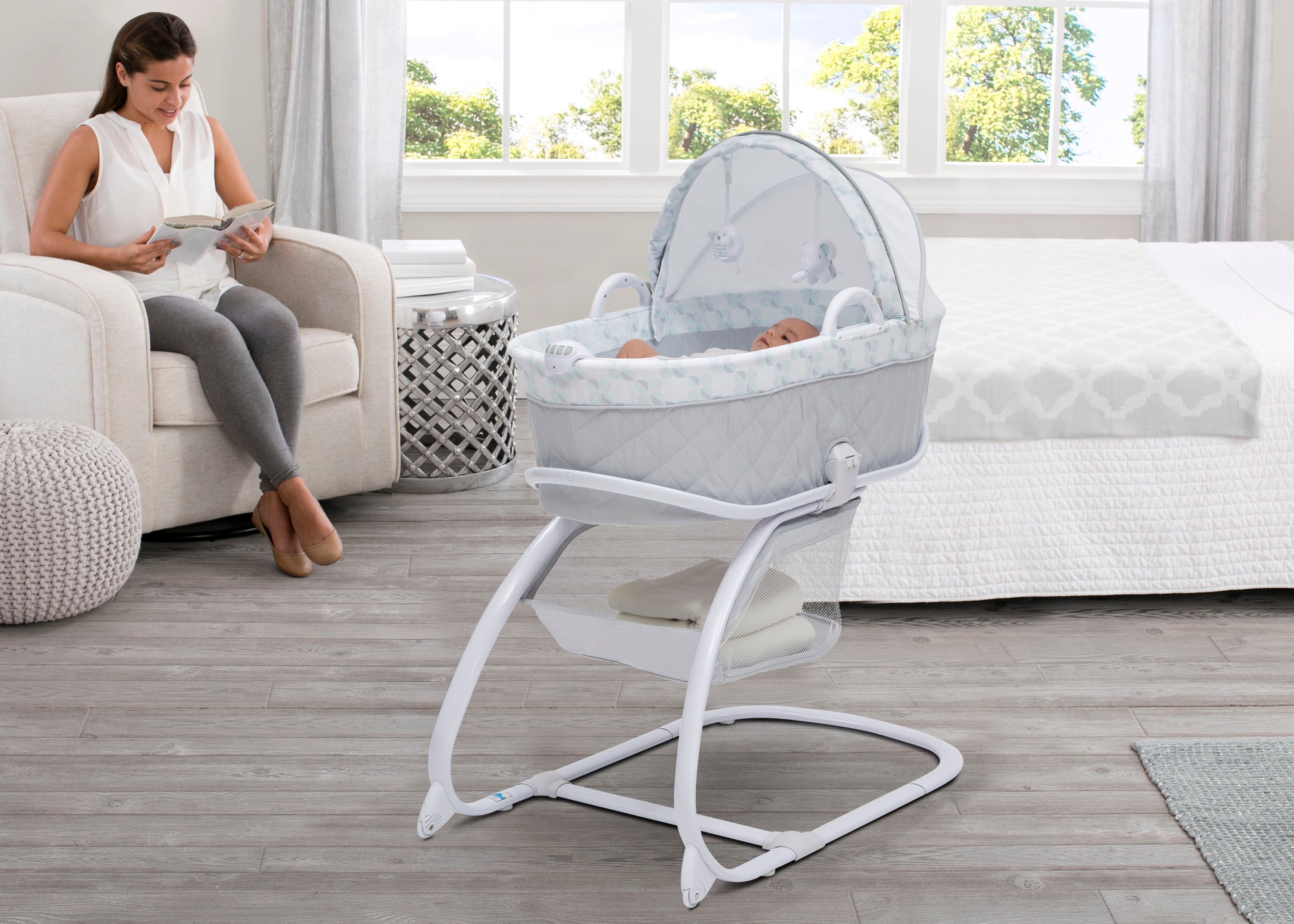 Premium Deluxe Moses Bassinet for Newborns - Portable Baby Bed with Breathable Mesh & Adjustable Canopy - Perfect for Nursery, Travel & Co-Sleeping