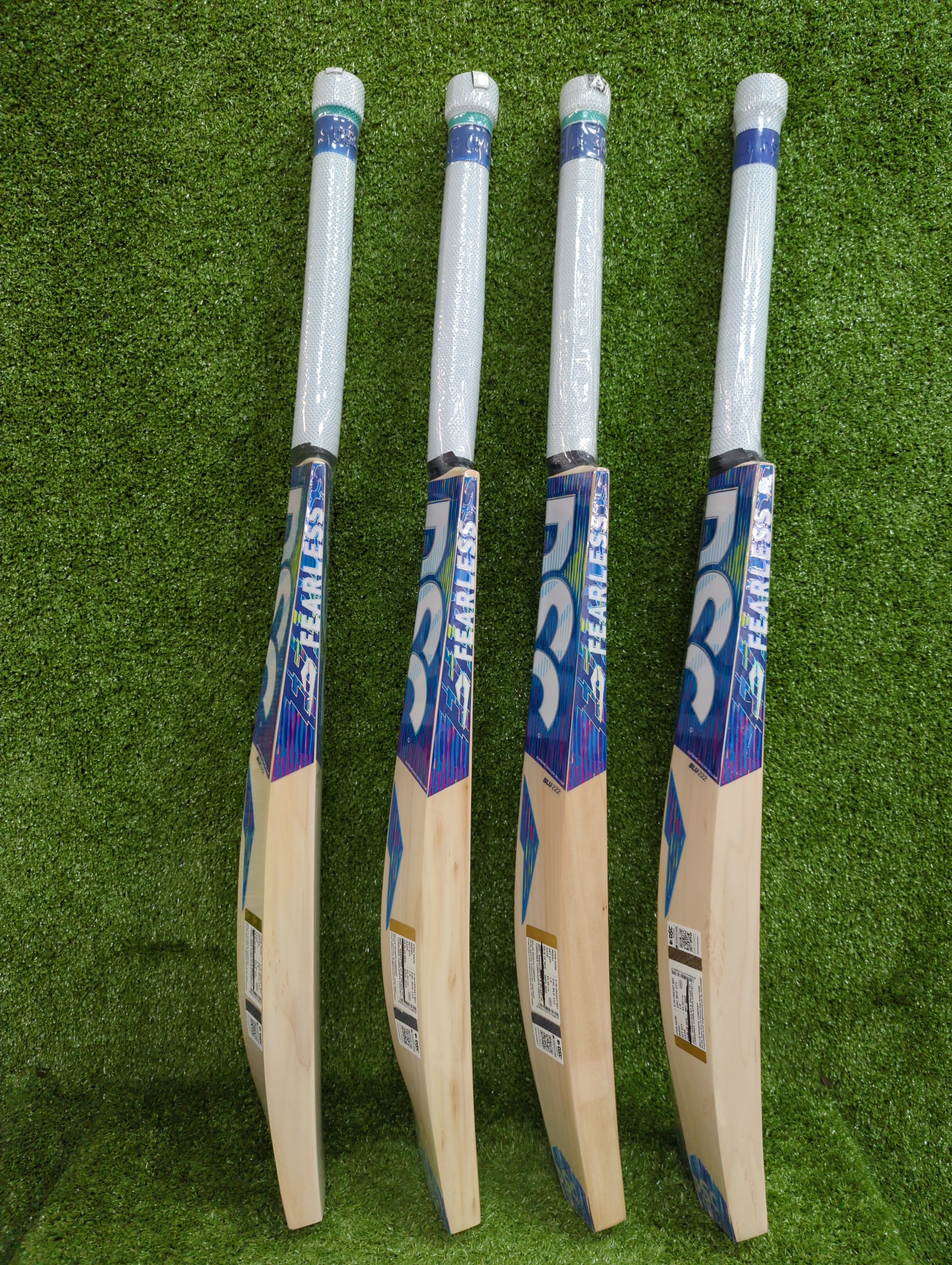 Premium DSC Blu 222 English Willow Cricket Bat for Adults - Professional Grade Cricket Equipment for Matches & Practice Sessions
