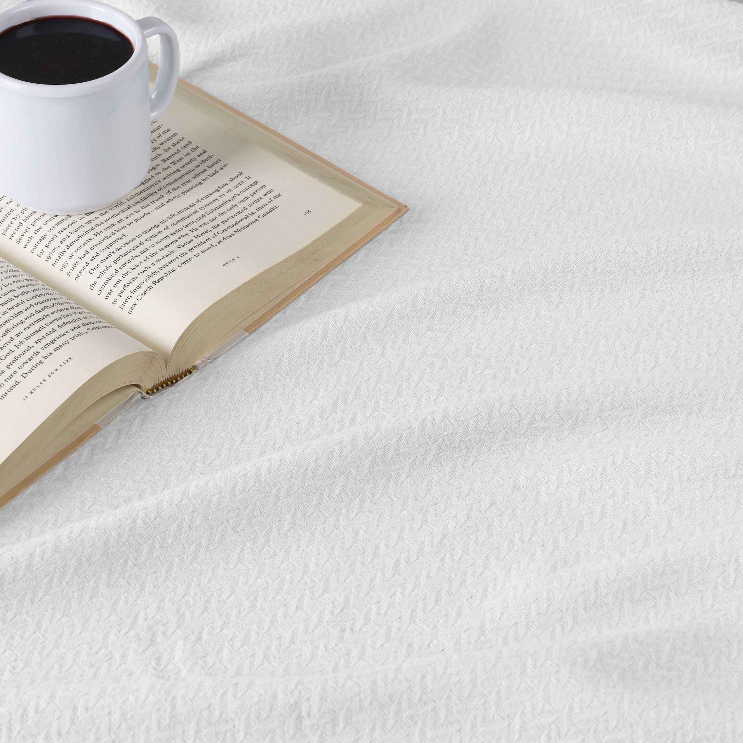 Premium Nobel Cotton Textured Chevron Lightweight Woven Blanket - Soft & Breathable Throw for Sofa, Bed, and Outdoor Picnics - Cozy Home Decor & Travel Companion