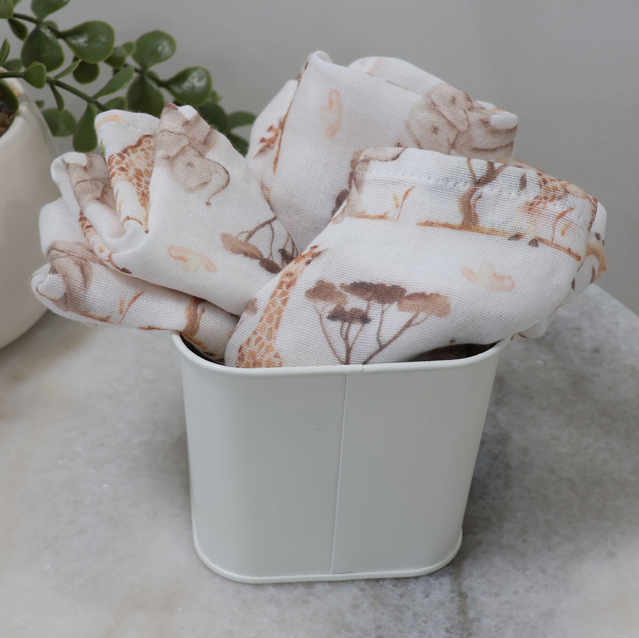 Premium 6-Pack Bamboo Muslin Face Cloths - Soft & Eco-Friendly for Baby Care, Makeup Removal & Gentle Exfoliation - Ideal for Sensitive Skin & Sustainable Skincare Routine