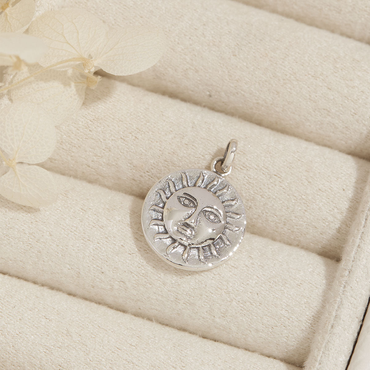 Sun and Moon Tarot Necklace - Spiritual Jewelry for Protection & Guidance | Perfect for Meditation, Yoga & Daily Wear