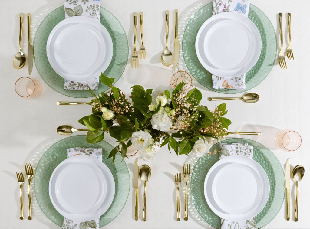 32-Piece White Round Plastic Dinnerware Set for 16 Guests - Durable Disposable Plates, Bowls & Cutlery - Perfect for Parties, Picnics, BBQs & Outdoor Dining