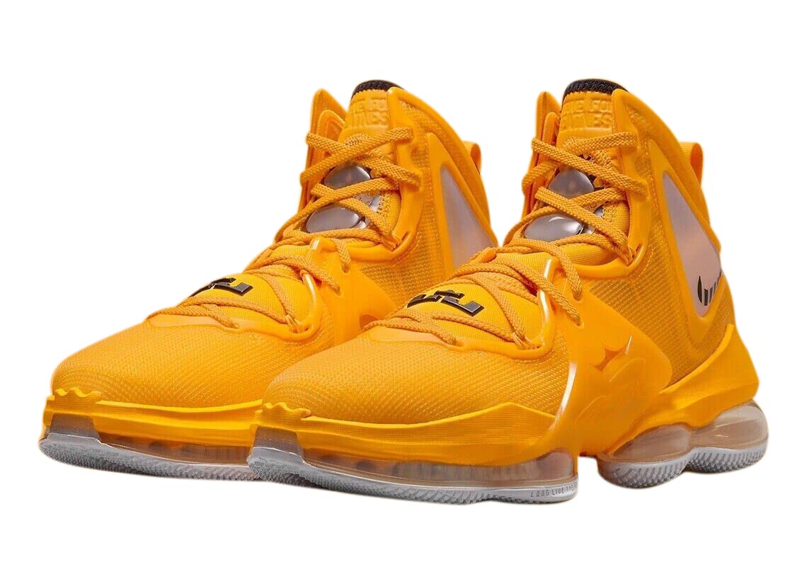 Nike LeBron 19 Basketball Shoes for Men - High-Performance Basketball Sneakers with Zoom Air Cushioning - Perfect for Indoor/Outdoor Court Play and Training