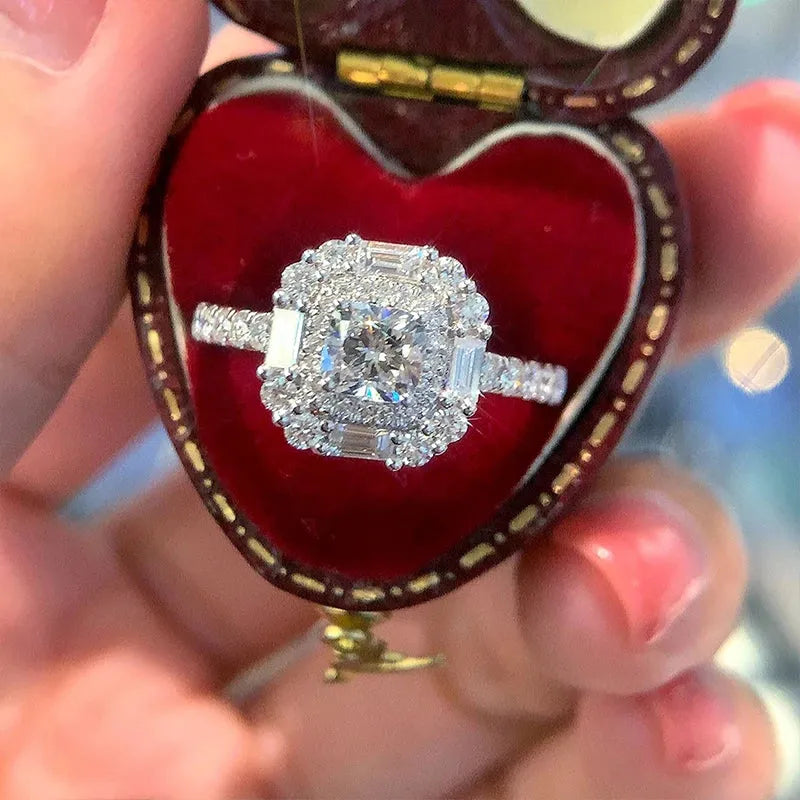 18K Solid Gold Square Engagement Ring with 1.20ct White Diamonds - Upscale Trendy Jewelry for Senior Party, Anniversary & Wedding - Aazuo Fine Jewelry Collection