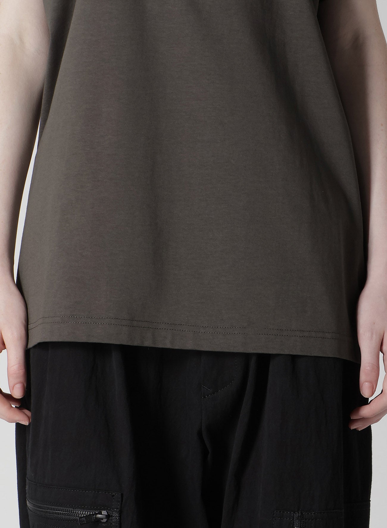 COTON JERSEY Y'S STITCH HALF SLEEVE BIG T-Shirt - Comfortable Cotton Jersey Fabric with Unique Y-Stitch Detail, Perfect for Casual Wear, Gym, and Everyday Outfits
