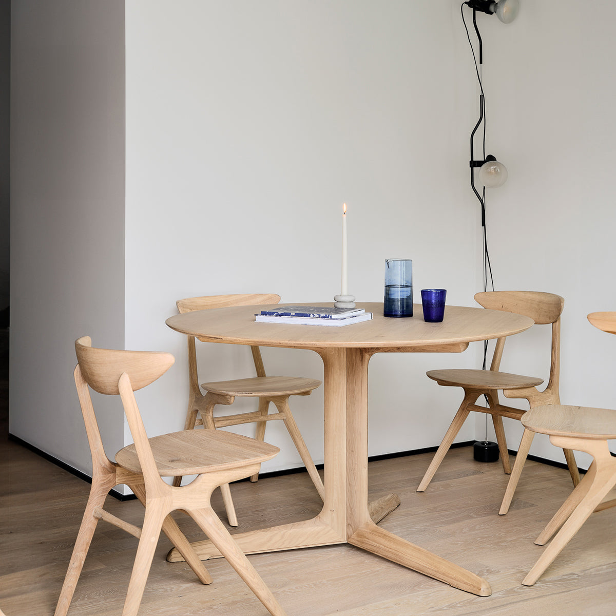 Modern Eye Dining Chair - Mid-Century Style Wooden Accent Chair for Kitchen, Dining Room & Office - Comfortable & Stylish Home Decor