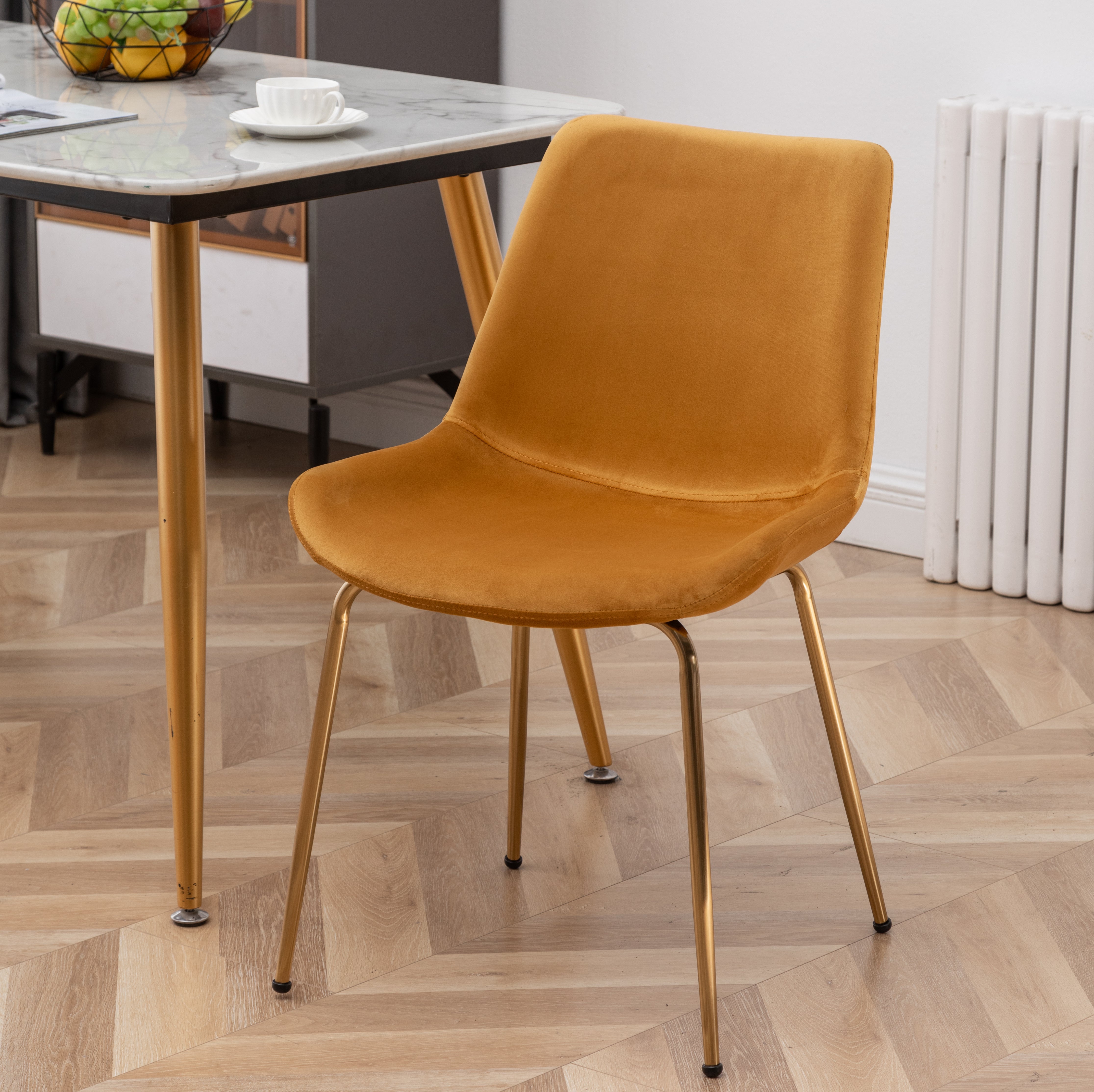 Roundhill Furniture Aufurr Modern Velvet Dining Chairs - Set of 2 Gold Upholstered Accent Chairs for Dining Room, Kitchen, or Home Office - Comfortable Mid-Century Style Seating