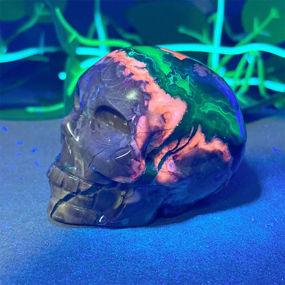 Natural Volcano Agate Skull Crystal - Healing Quartz Stone for Meditation, Spiritual Energy & Halloween Decor - Unique Mineral Specimen Gift for Collectors & Crystal Enthusiasts (Perfect for Home Altar, Yoga Space & Gothic Decor)