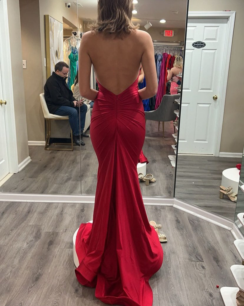 Elegant Red Mermaid Prom Dress with Satin Fabric & Backless Design - Sexy Evening Gown J6914 for Homecoming, Formal Dances & Special Occasions