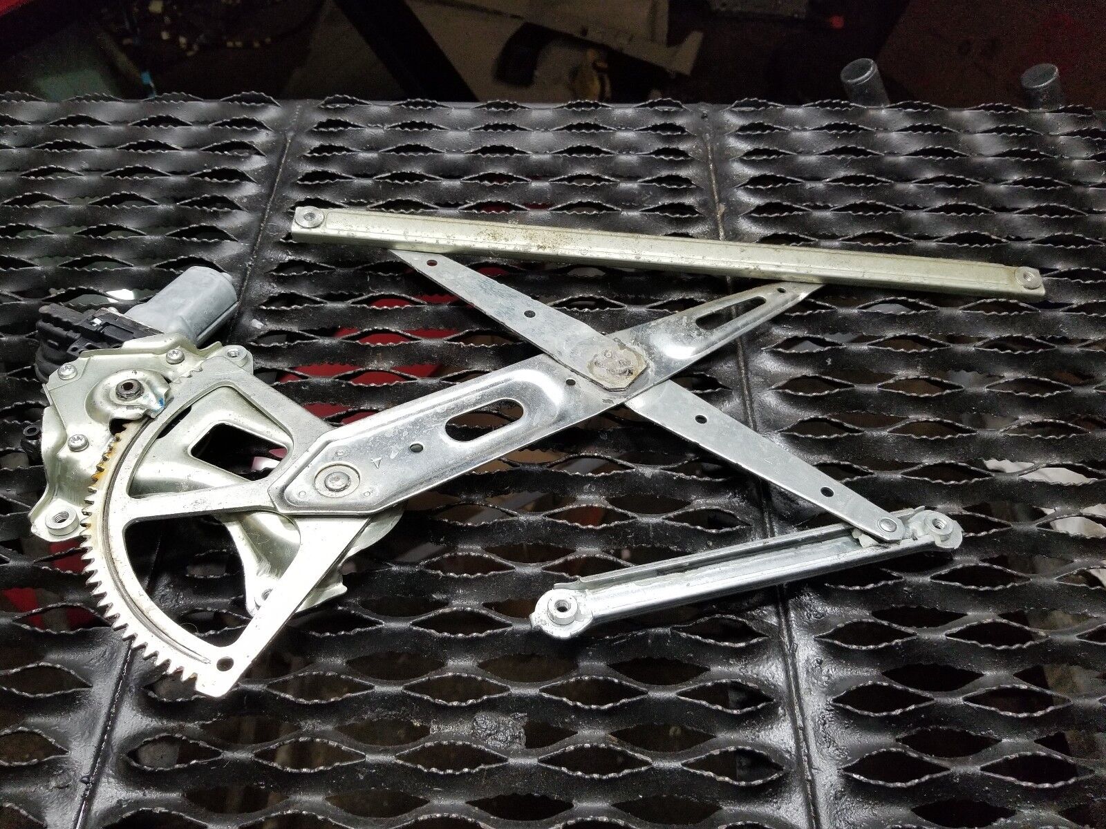 Toyota Prius 2004-2009 Front Left Driver Side Window Regulator with Motor - OEM Replacement Part - Perfect for Window Repair & Smooth Operation