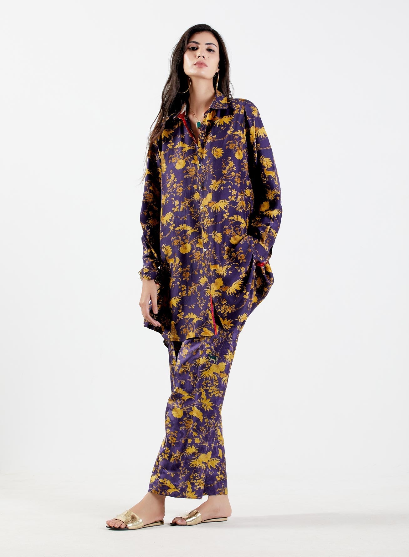 Luxury Oversized Silk Twirt Shirt for Women - Gold Twill Fabric - Perfect for Casual Wear, Office Outfits & Evening Events