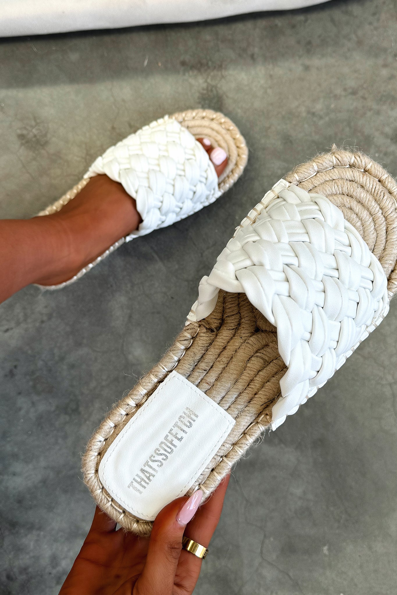 Premium Maldives Slides - Comfortable White Beach Sandals for Men & Women | Perfect for Pool, Beach, Vacation and Summer Outdoor Activities