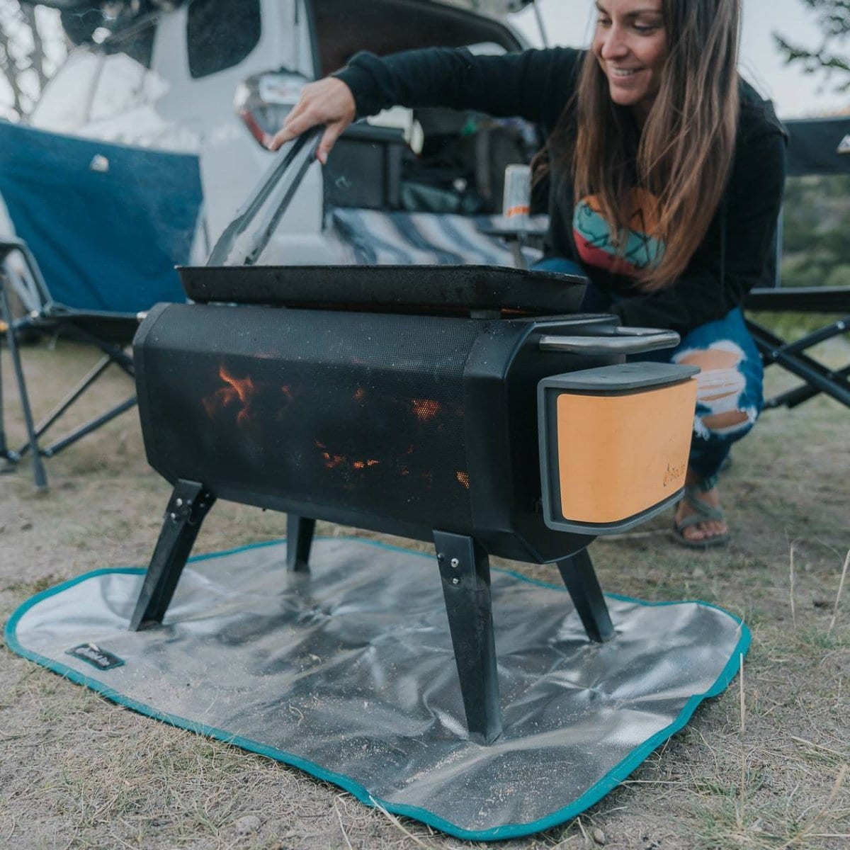 Best Fire Pit Griddle for Outdoor Cooking – Cast Iron Grill Top for Camping, Backyard BBQs & Patio Dining