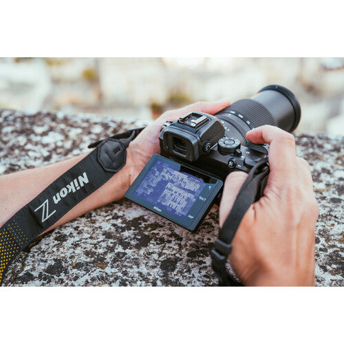 Nikon NIKKOR Z DX 18-140mm f/3.5-6.3 VR Lens for Mirrorless Cameras - Perfect for Travel, Landscape & Portrait Photography