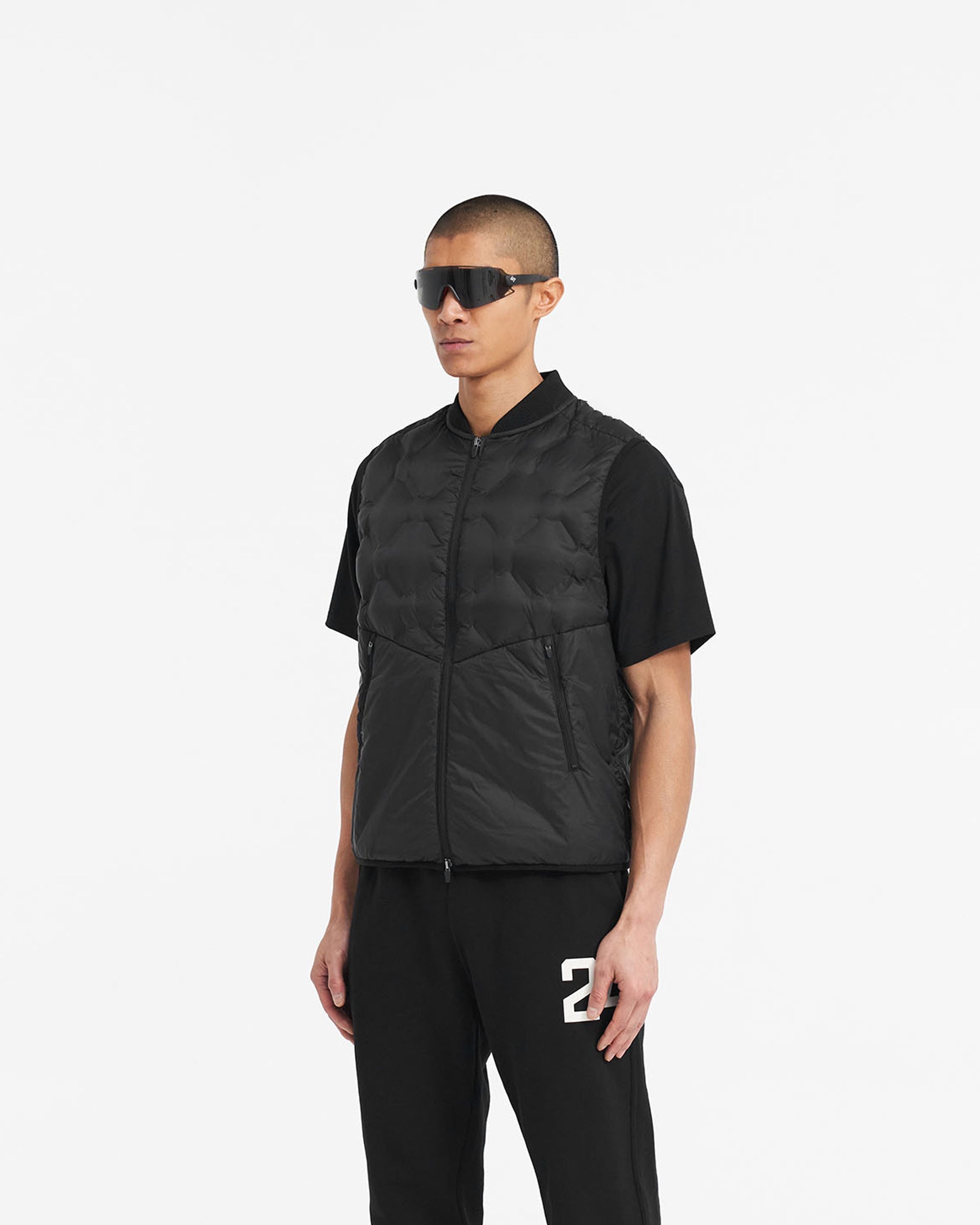 247 Lightweight Gilet Vest for Men & Women - Black - Breathable & Comfortable for Outdoor Activities, Hiking, and Casual Wear