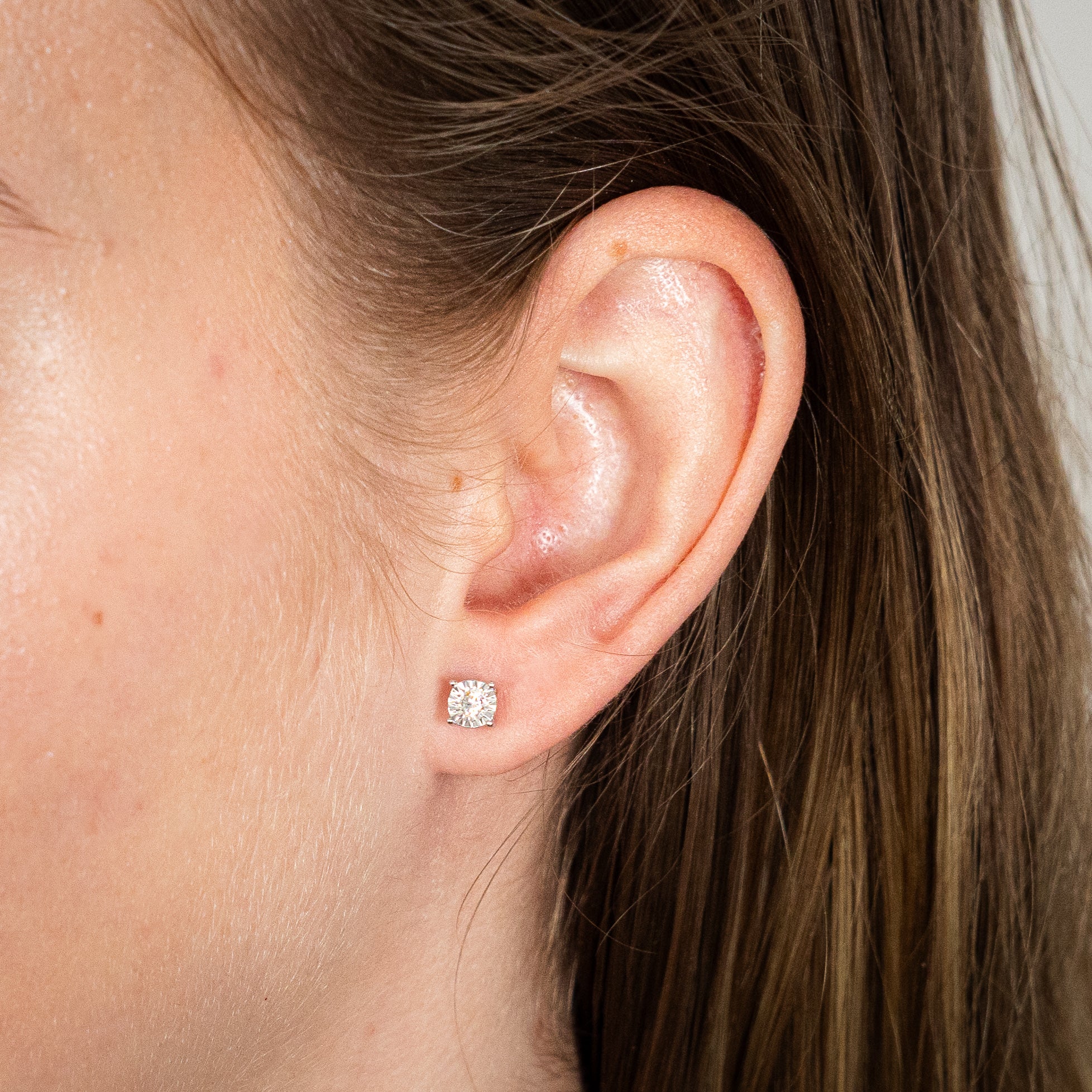 1/10 Carat Diamond Solitaire Stud Earrings in Sterling Silver - Classic Elegance for Everyday Wear & Special Occasions