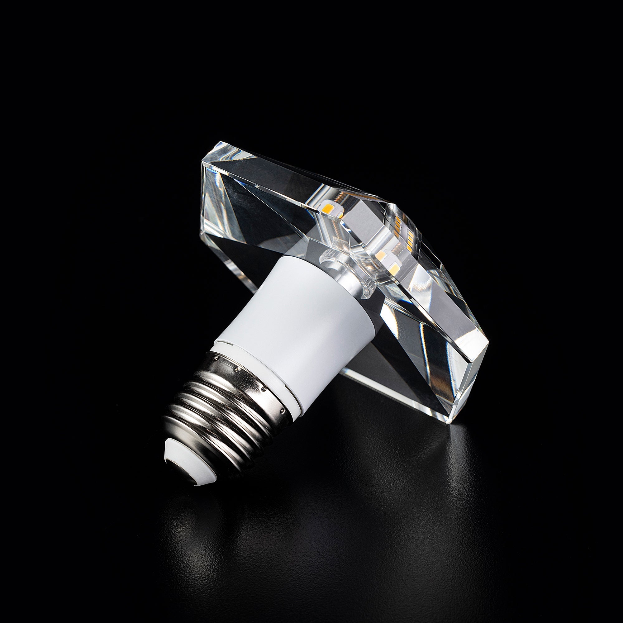 Hexagon Diamond Crystal LED Light Bulb - Large Size, Energy Efficient, Dimmable for Home & Commercial Decoration | Perfect for Chandeliers, Pendant Lights, and Luxury Interior Lighting