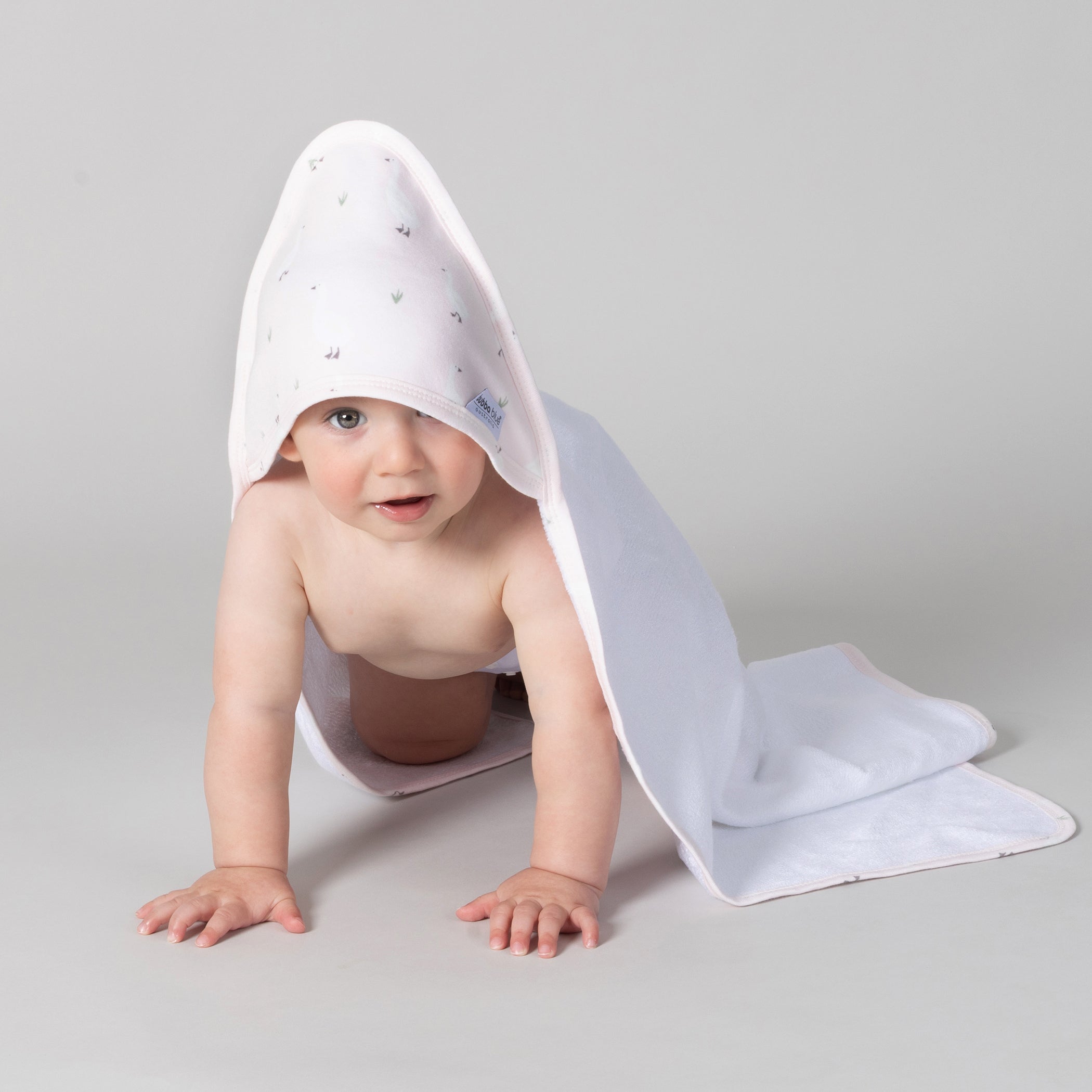 Premium 2-Pack Hooded Baby Towel Set - Soft Blush & Grey for Newborns, Infants & Toddlers | Perfect for Bath Time, Swimming, Beach Trips & Nursery Essentials