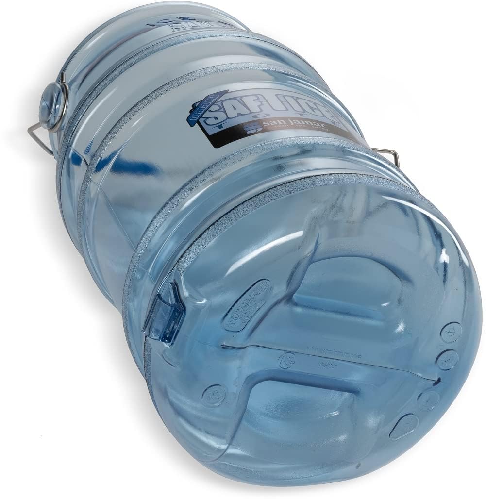 San Jamar Saf-T-Ice 6 Gallon Blue Polycarbonate Ice Tote with Ice Machine Hanger - Durable Commercial Ice Bin for Bars, Restaurants, Kitchens & Fast Food - Perfect for Beverage Service, Food Prep & Outdoor Events (Pack of 2)