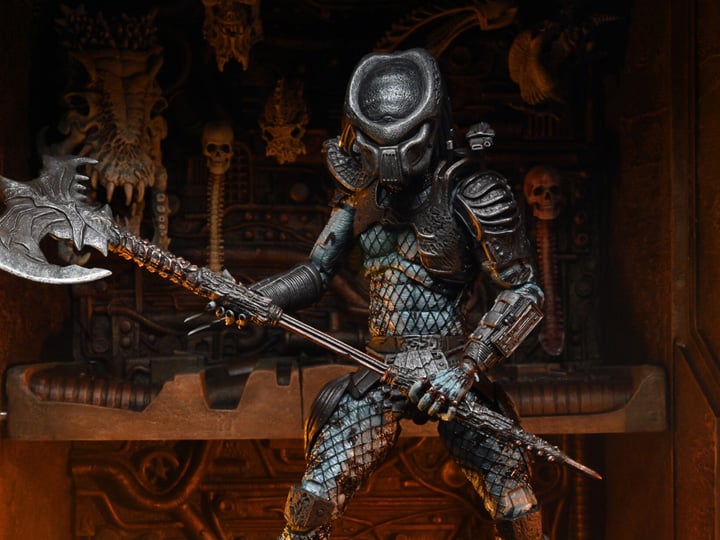 Predator 2 Ultimate Warrior Predator Action Figure - Collectible Movie Character Model for Display & Cosplay