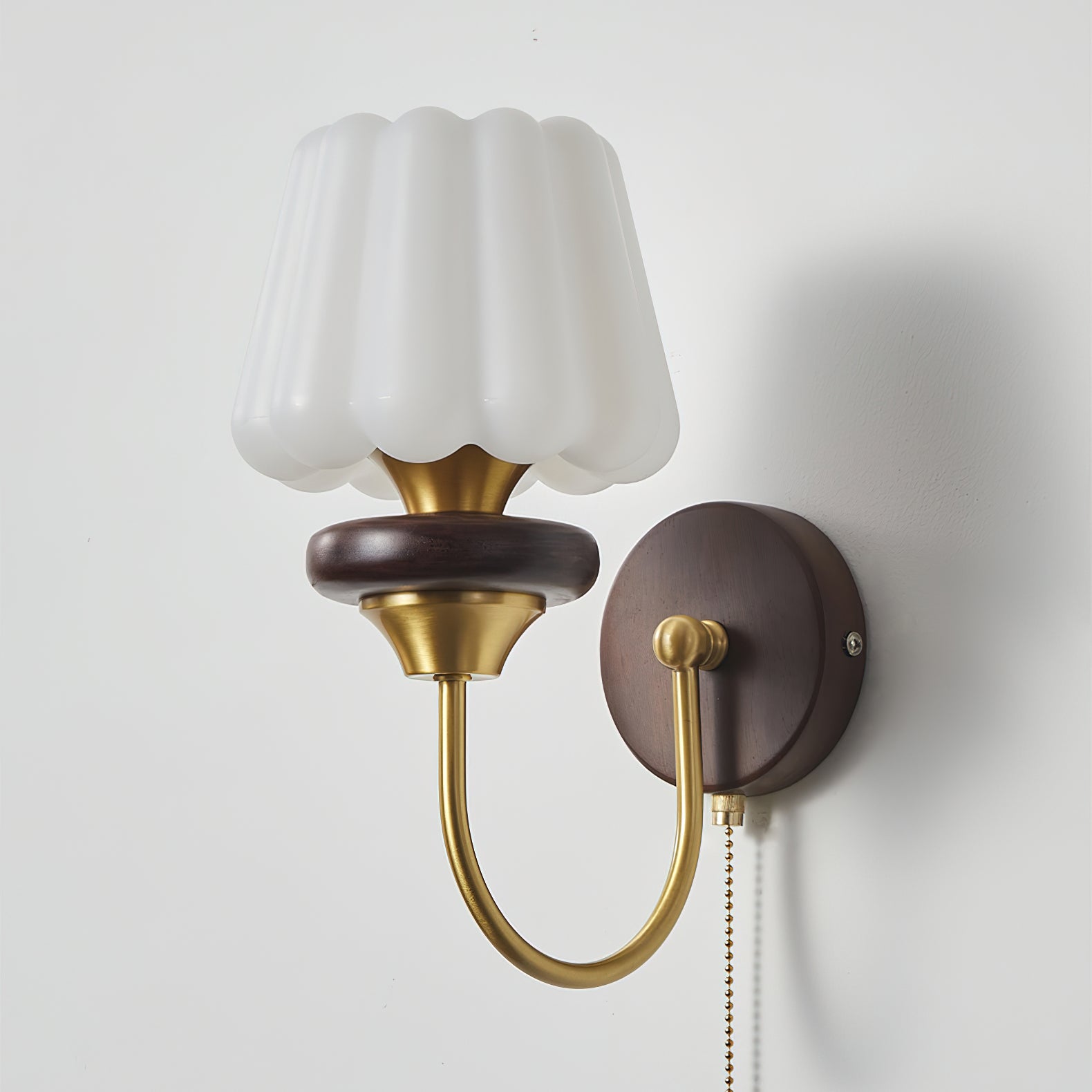 Modern Louise Wall Lamp - Sleek LED Sconce Lighting for Bedroom, Living Room & Hallway - Energy Efficient Home Decor