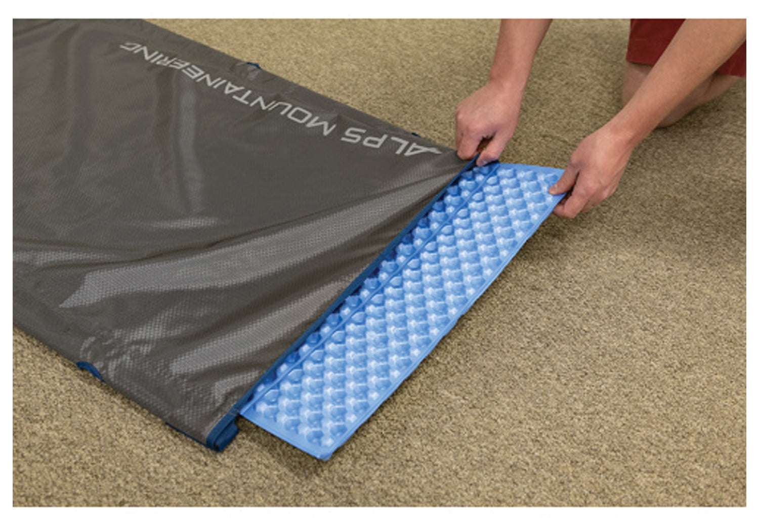 Alps Mountaineering Ready Lite Cot - Lightweight Portable Folding Camping Bed for Adults, Durable & Comfortable - Perfect for Backpacking, Hiking, and Outdoor Adventures