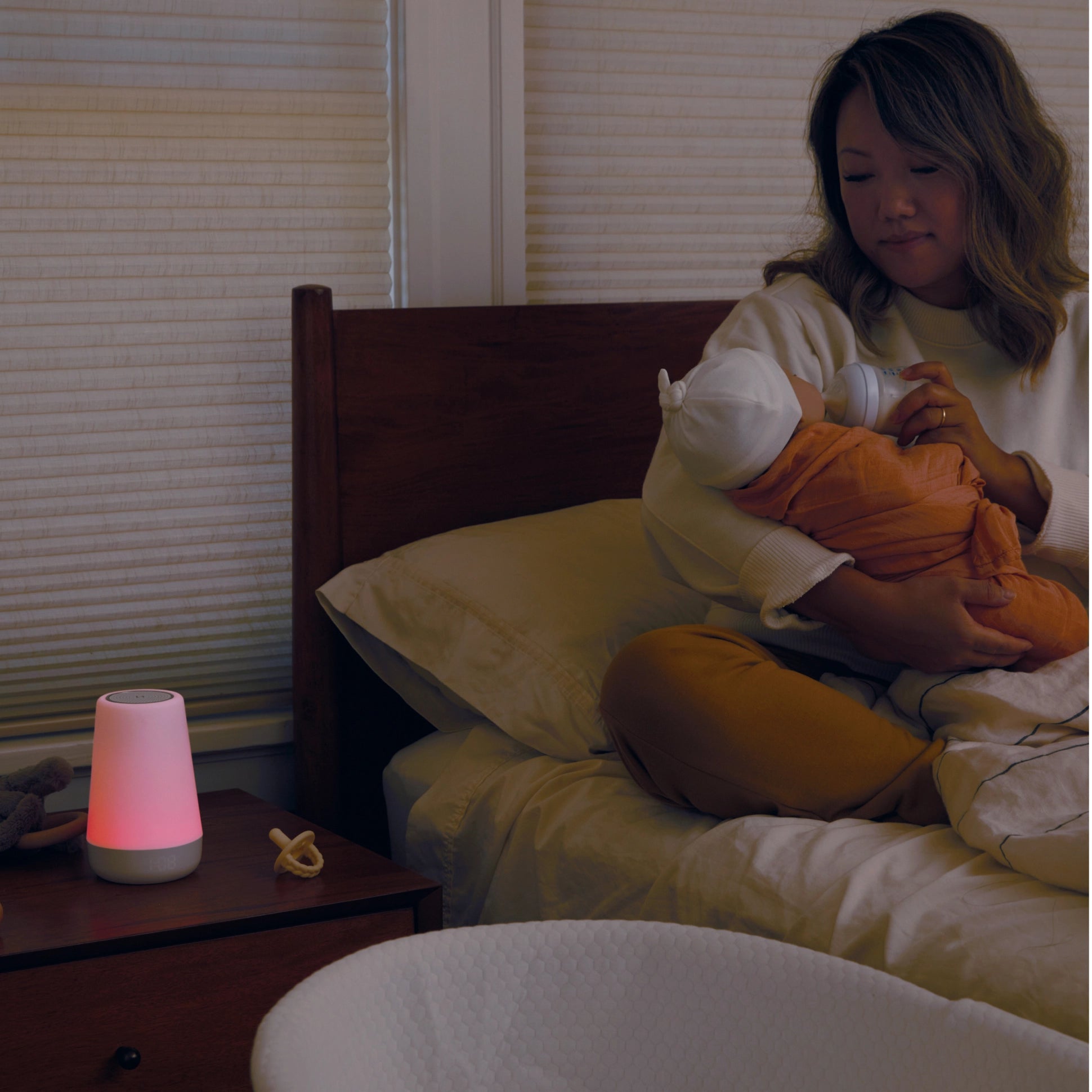 Hatch Rest 2nd Gen Night Light & Sound Machine for Baby Nursery - White Noise Soother with Timer for Sleep Training, Bedtime & Naptime