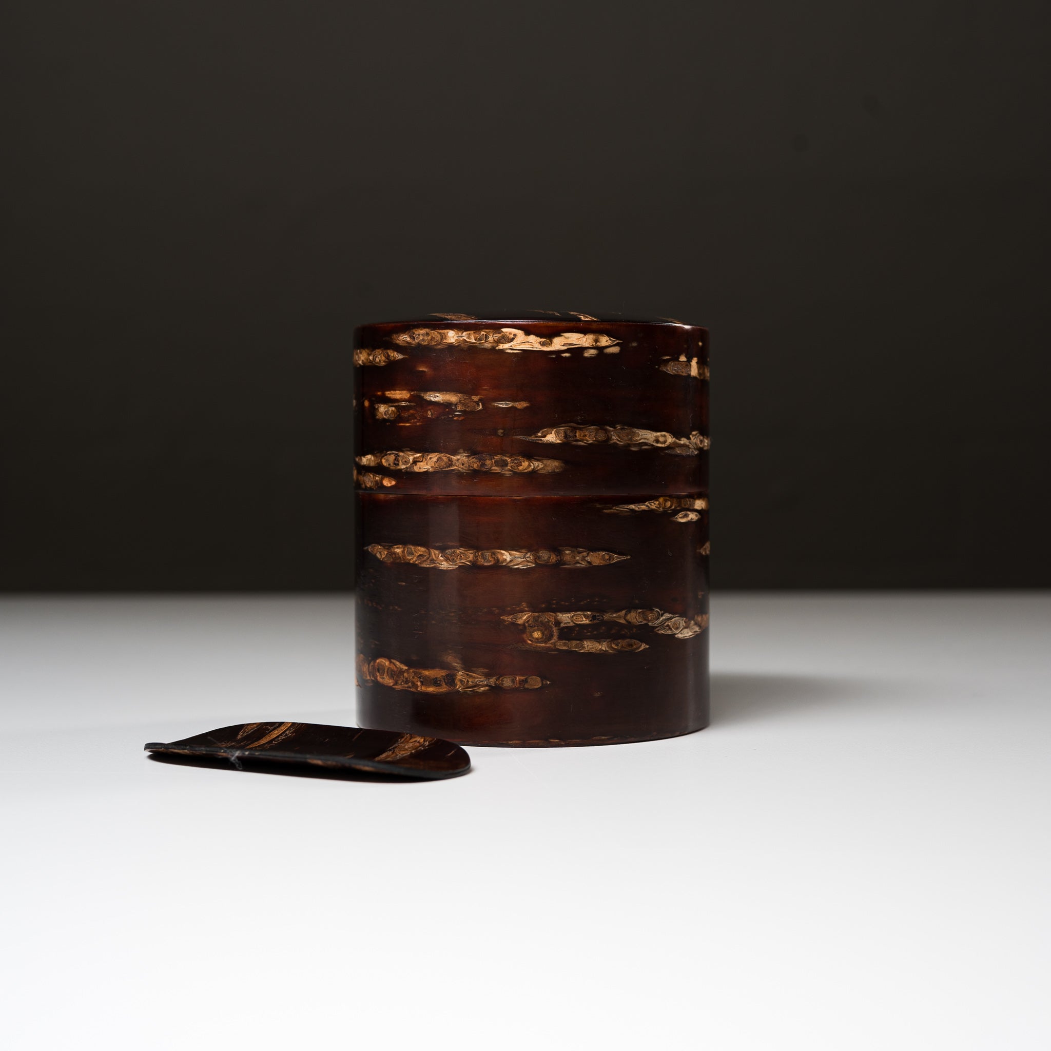 Premium Tomioka Cherry Bark Tea Caddy Set - Sokawa Small Size - Handcrafted Japanese Birch Wood Tea Storage Box - Perfect for Matcha, Loose Leaf Tea & Coffee Storage - Home, Office & Tea Ceremony Use
